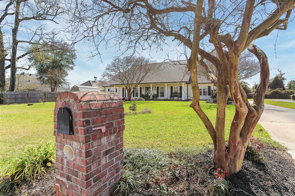 Lake Charles, Louisiana, 70605, United States, 4 Bedrooms Bedrooms, ,4 BathroomsBathrooms,Residential,For Sale,2022489
