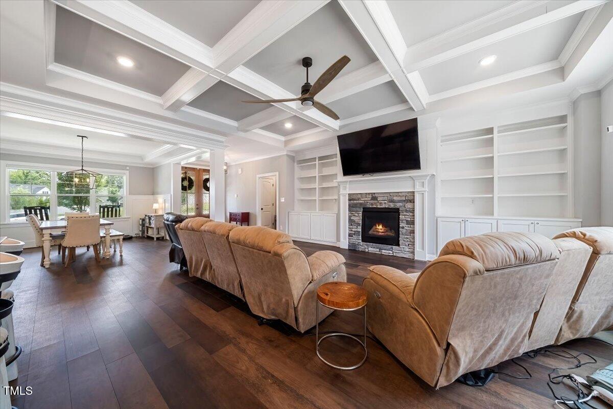 Youngsville, North Carolina, 27596, United States, 4 Bedrooms Bedrooms, ,3 BathroomsBathrooms,Residential,For Sale,1973877