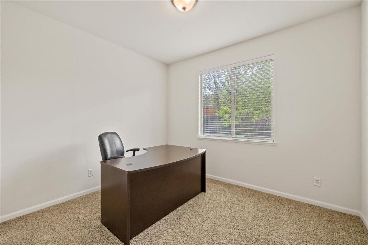 Roseville, California, 95747, United States, 4 Bedrooms Bedrooms, ,3 BathroomsBathrooms,Residential,For Sale,1928069