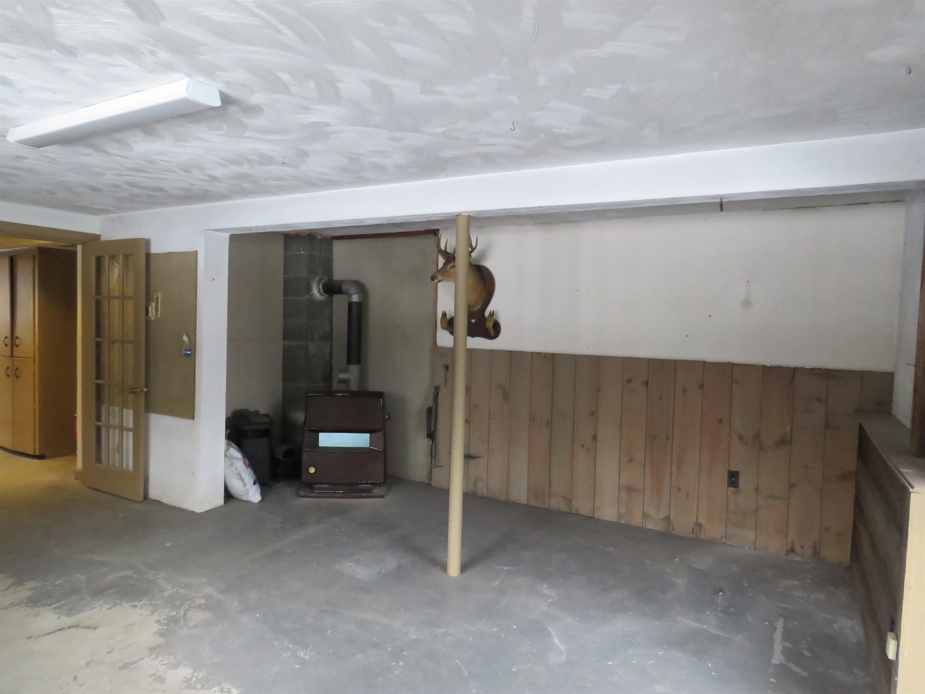 Derry, New Hampshire, 03038, United States, 3 Bedrooms Bedrooms, ,2 BathroomsBathrooms,Residential,For Sale,2005646