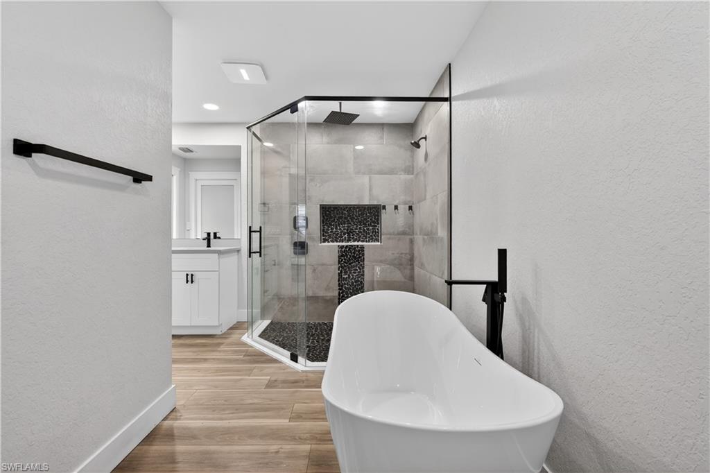 North Fort Myers, Florida, 33917, United States, 3 Bedrooms Bedrooms, ,2 BathroomsBathrooms,Residential,For Sale,2001976