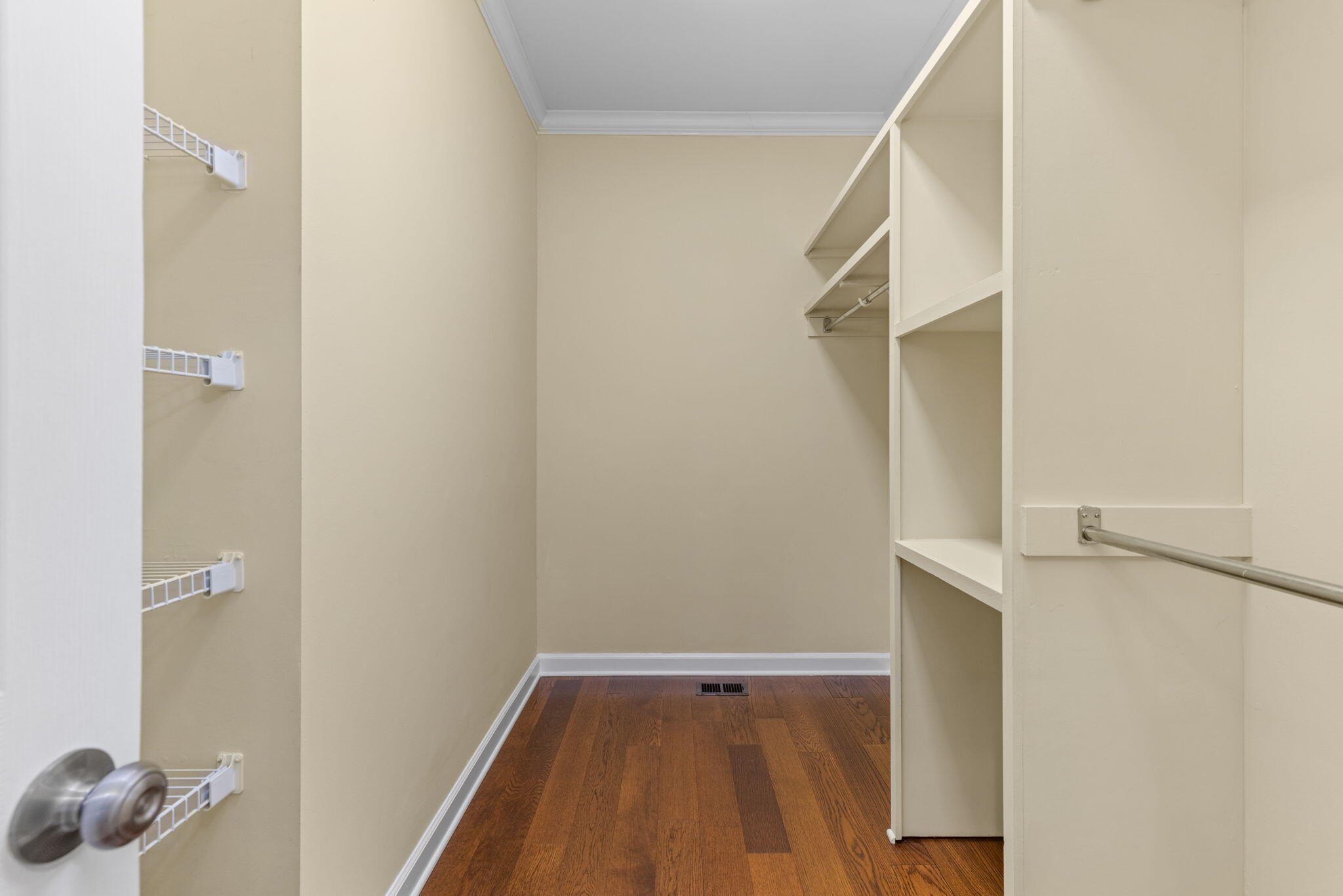 Belden, Mississippi, 38826, United States, 5 Bedrooms Bedrooms, ,4 BathroomsBathrooms,Residential,For Sale,2007757