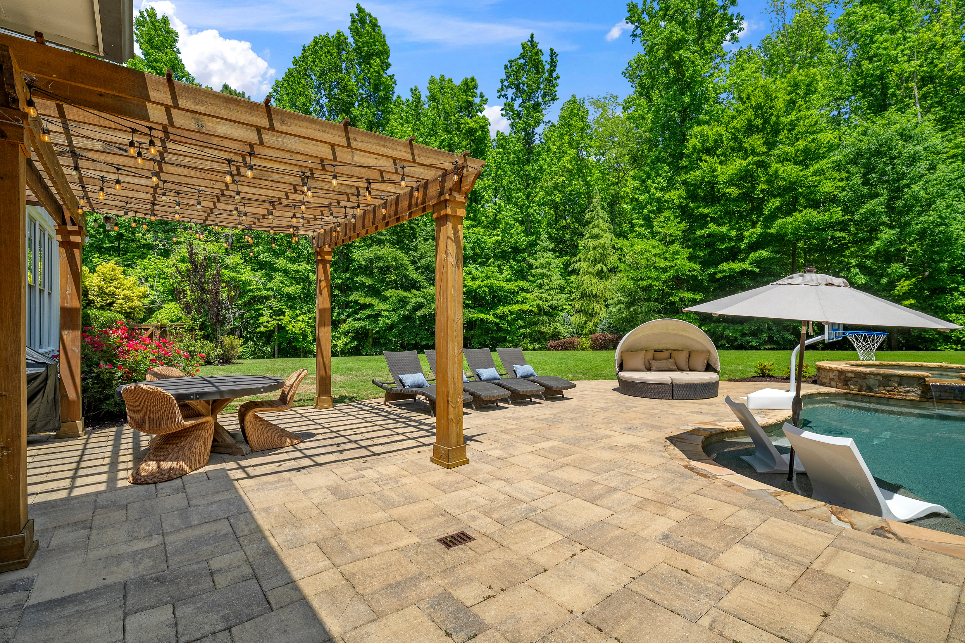  Set On More Than 10± Remarkably Private Acres Between Roswell And Milton - 物件實景
