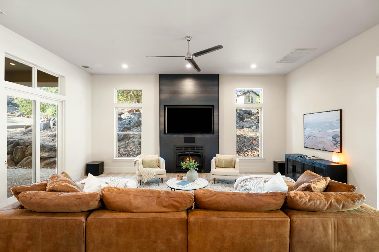 Loomis, California, 95650, United States, 5 Bedrooms Bedrooms, ,6 BathroomsBathrooms,Residential,For Sale,2003238