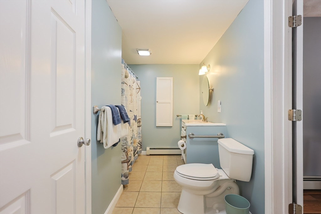 Peabody, Massachusetts, 01960, United States, 3 Bedrooms Bedrooms, ,2 BathroomsBathrooms,Residential,For Sale,2002865