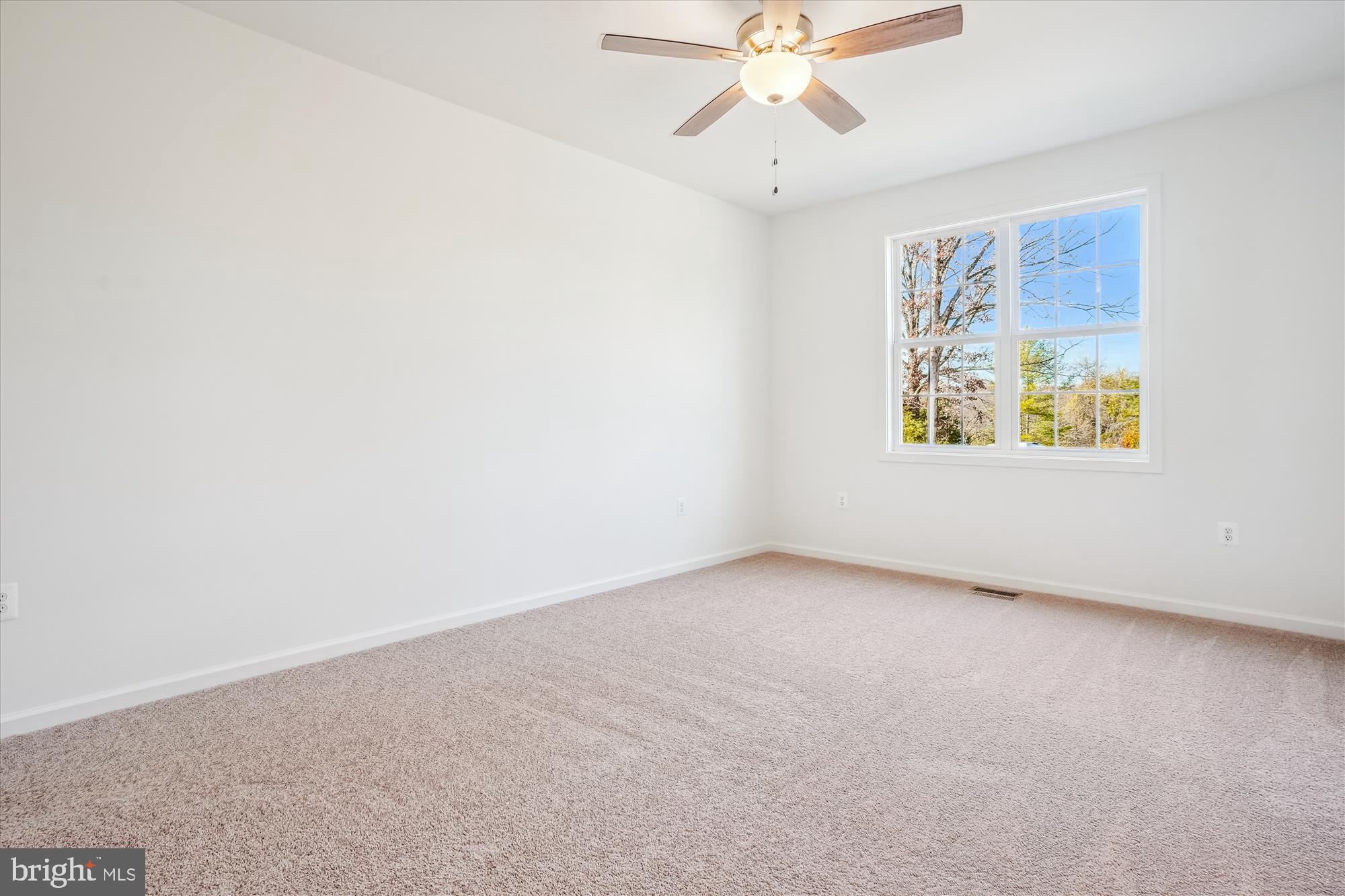 Culpeper, Virginia, 22701, United States, 3 Bedrooms Bedrooms, ,2 BathroomsBathrooms,Residential,For Sale,1980884