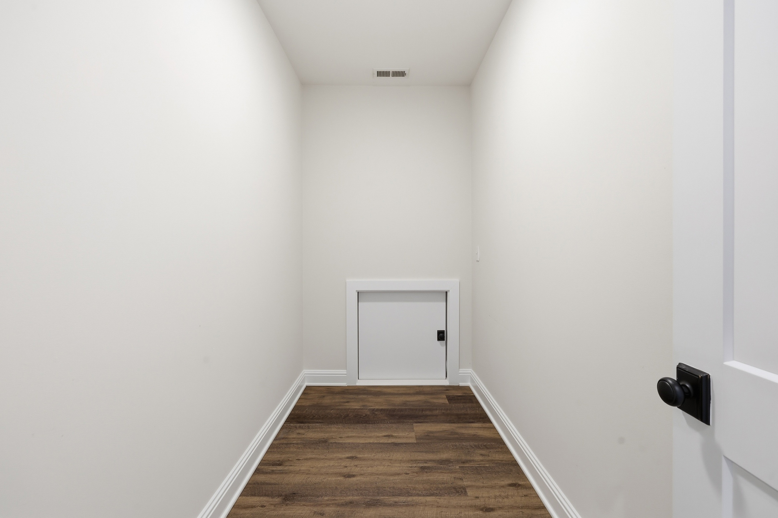  5142 Whites Lane - 物件實景