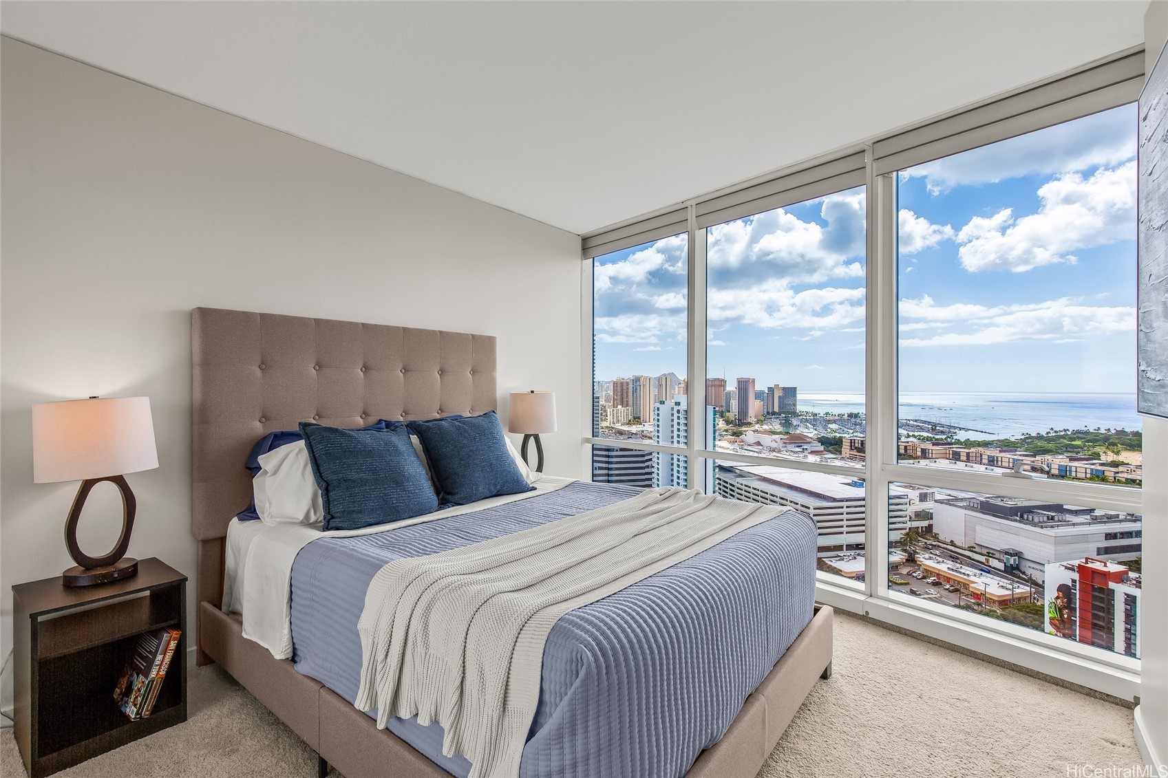 Honolulu, Hawaii, 96814, United States, 2 Bedrooms Bedrooms, ,2 BathroomsBathrooms,Residential,For Sale,2003037