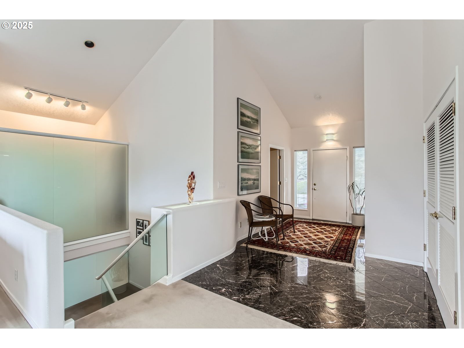 Portland, Oregon, 97229, United States, 3 Bedrooms Bedrooms, ,4 BathroomsBathrooms,Residential,For Sale,1982517