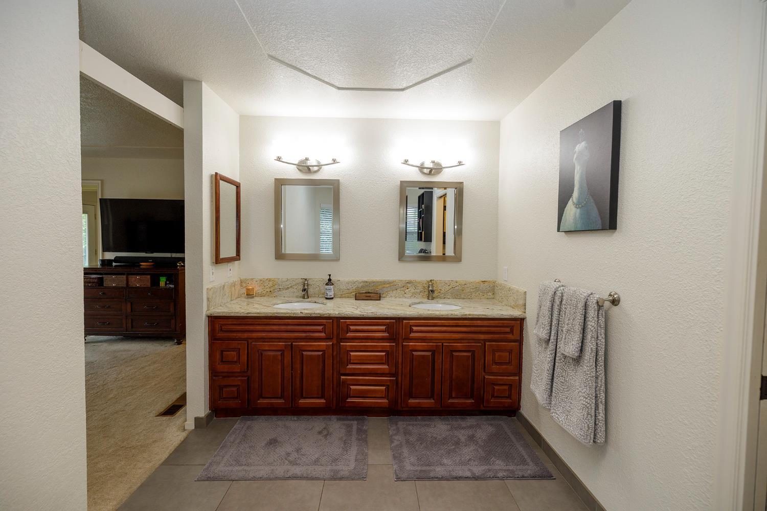 Turlock, California, 95382, United States, 4 Bedrooms Bedrooms, ,3 BathroomsBathrooms,Residential,For Sale,2049406