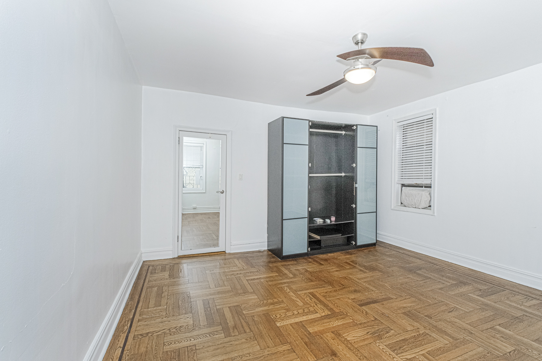  8020 4th Ave #C5 - 物件實景