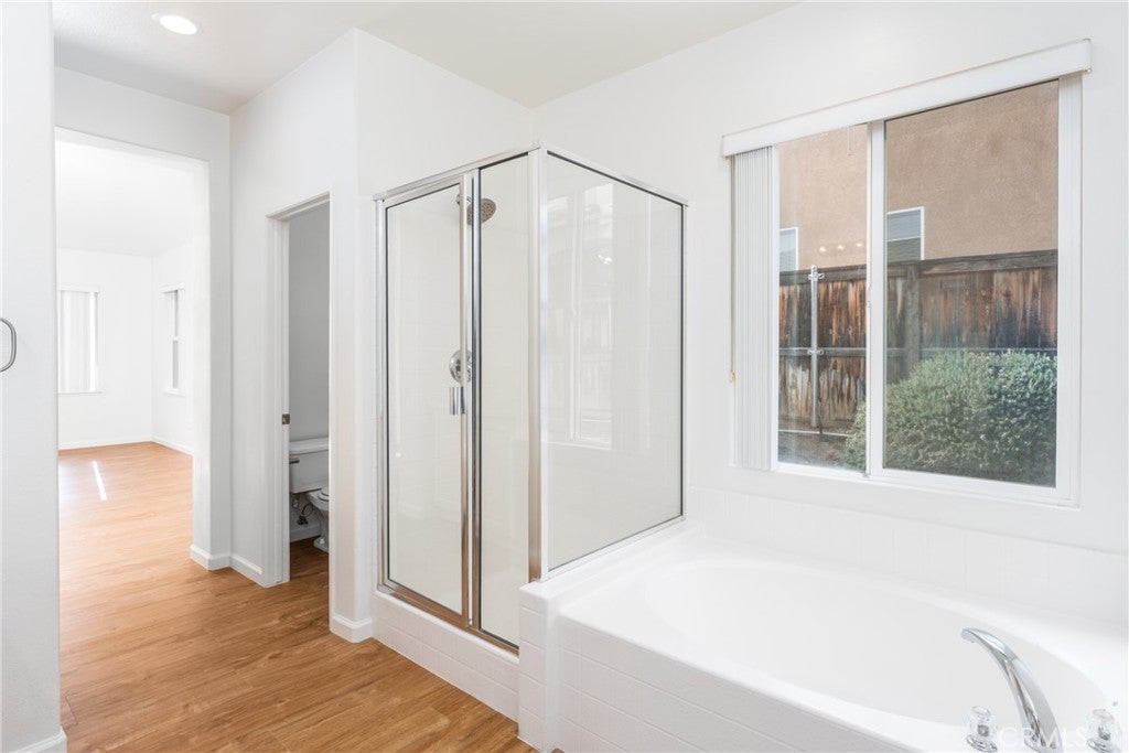 Moreno Valley, California, 92555, United States, 3 Bedrooms Bedrooms, ,2 BathroomsBathrooms,Residential,For Sale,1978873