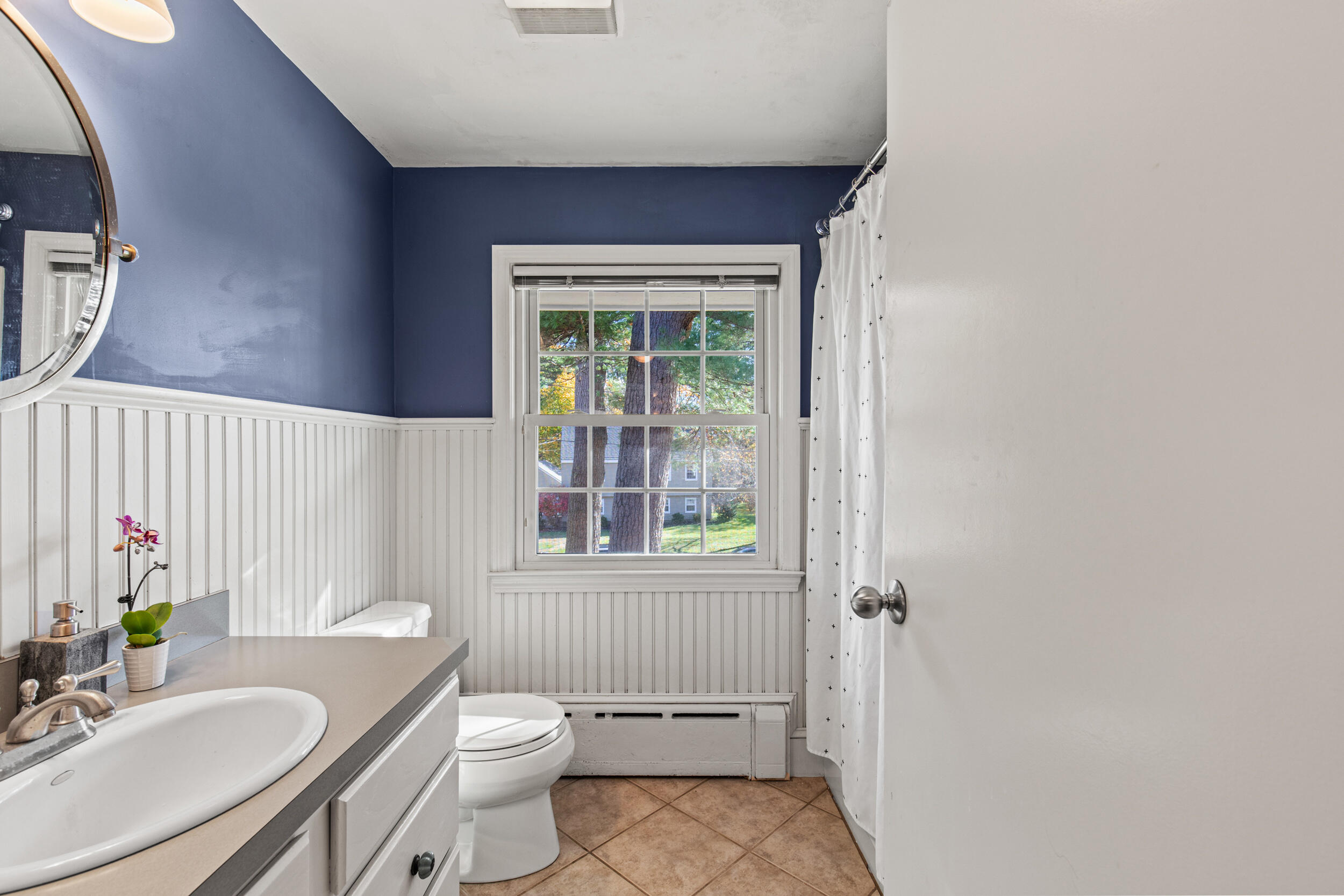 Portland, Maine, 04103, United States, 4 Bedrooms Bedrooms, ,2 BathroomsBathrooms,Residential,For Sale,1988552