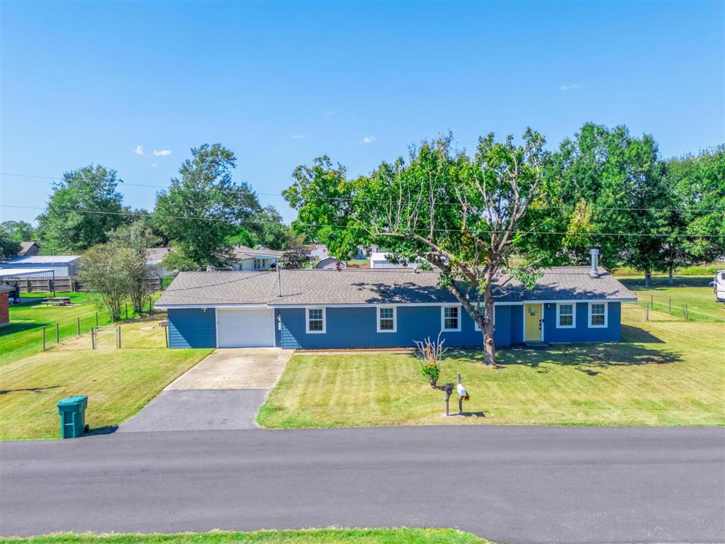 Green Meadow Rd, Lake Charles, LA 70607