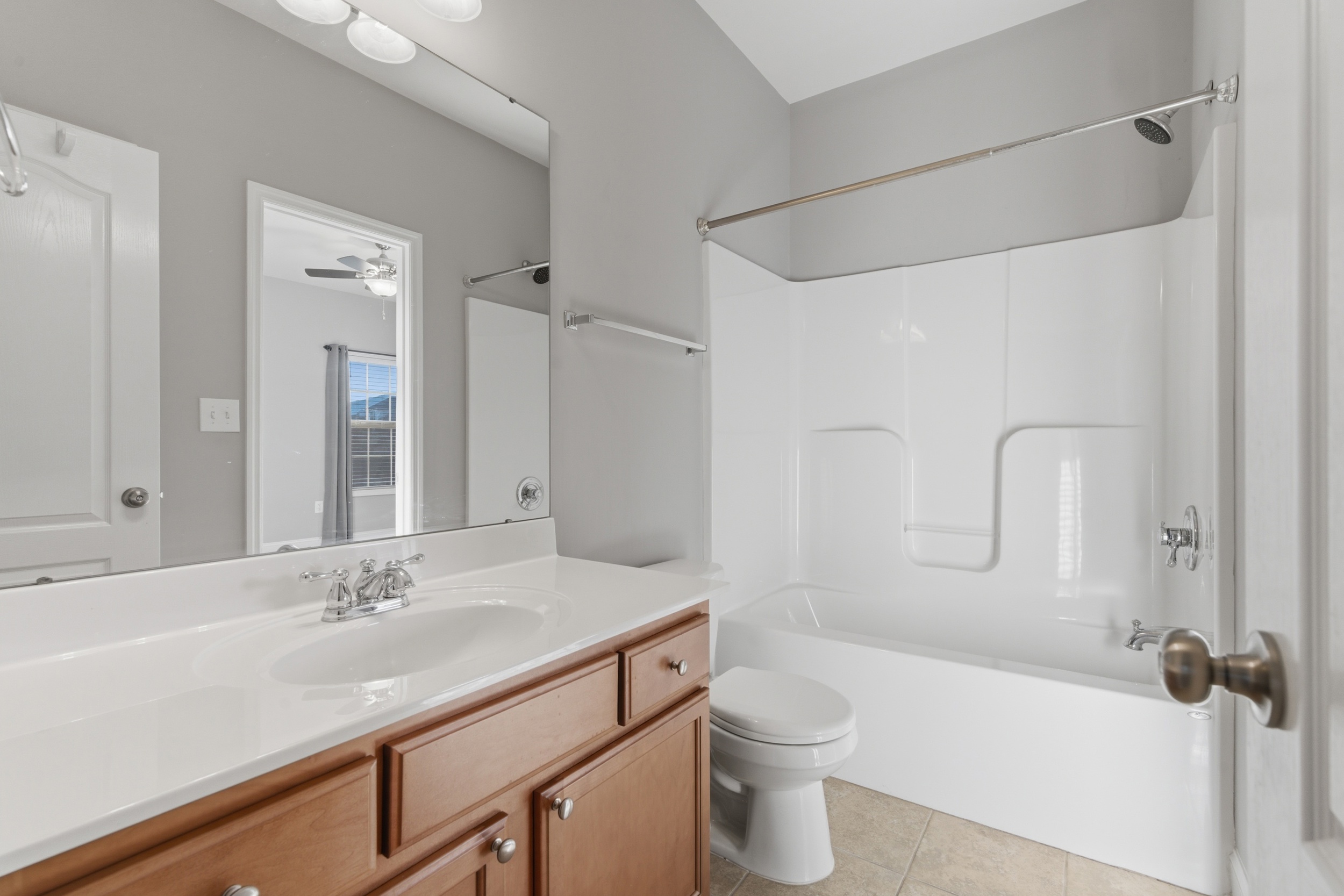  7320 Sanctuary Cove Drive SE - 物件實景