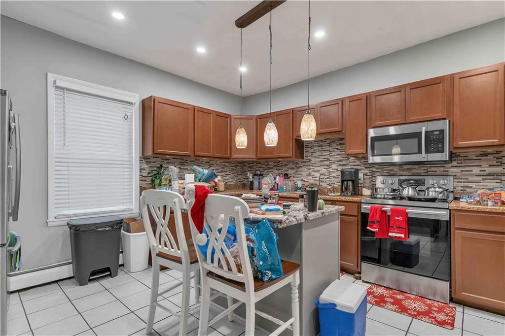 Providence, Rhode Island, 02909, United States, 6 Bedrooms Bedrooms, ,3 BathroomsBathrooms,Residential,For Sale,2005476