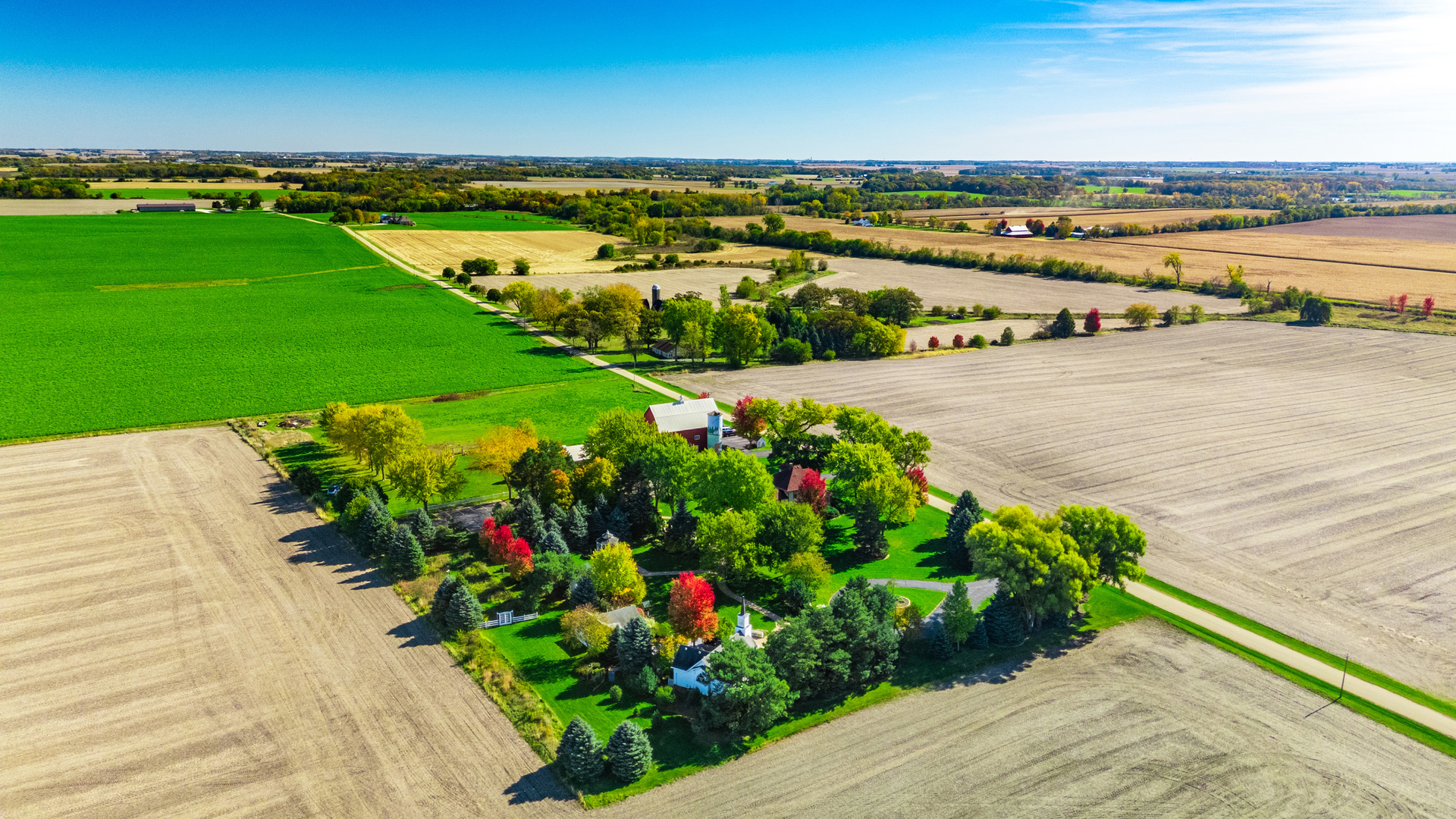 Sycamore, Illinois, 60178, United States, 4 Bedrooms Bedrooms, ,5 BathroomsBathrooms,Residential,For Sale,2001773