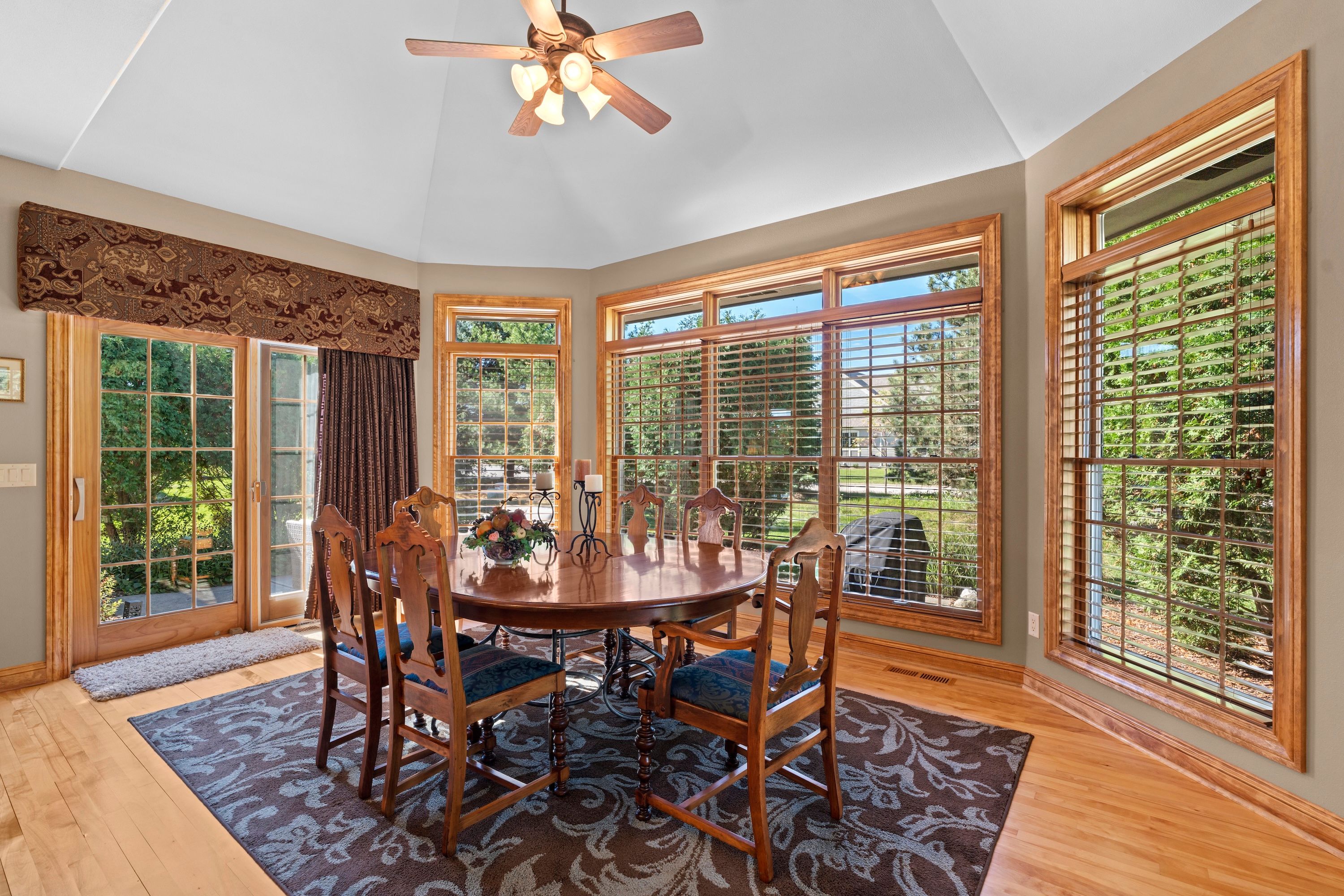  Refined Elegance in Eastlake Village at Pabst Farms - 物件實景