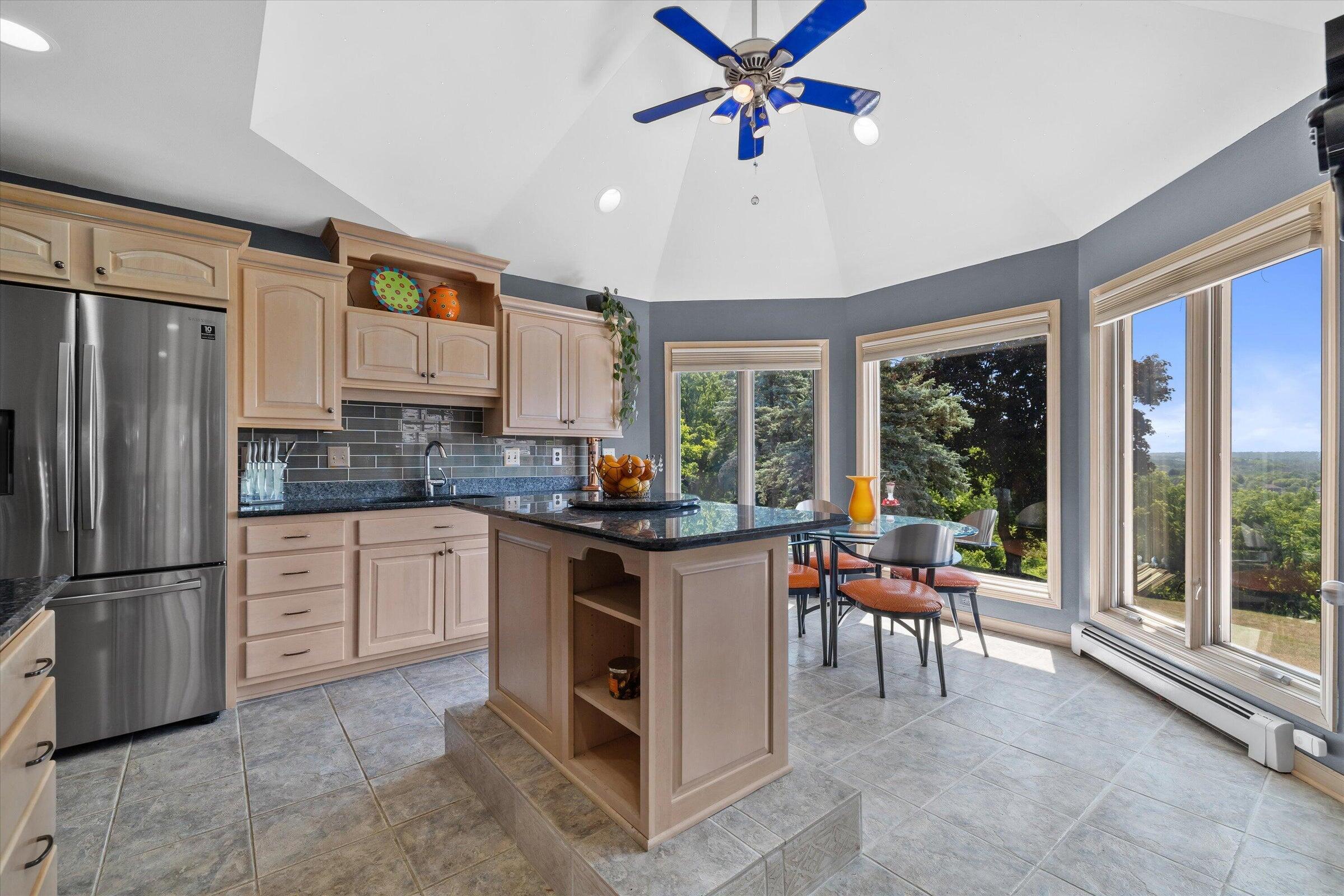 Menomonee Falls, Wisconsin, 53051, United States, 4 Bedrooms Bedrooms, ,4 BathroomsBathrooms,Residential,For Sale,1794328