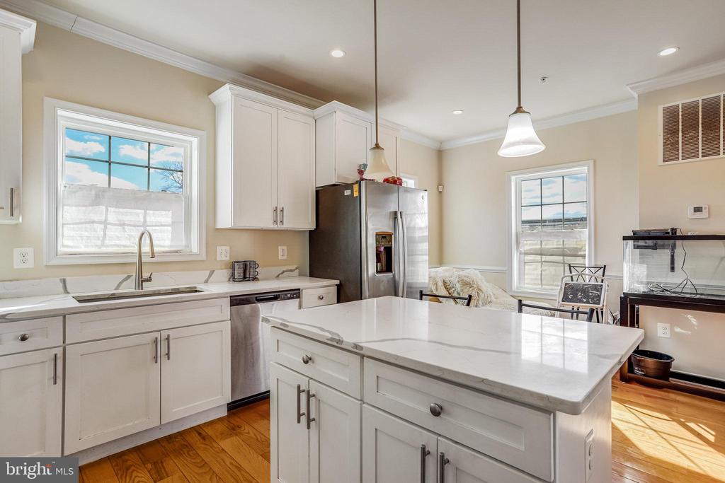 Washington, District of Columbia, 20032, United States, 4 Bedrooms Bedrooms, ,4 BathroomsBathrooms,Residential,For Sale,1983189