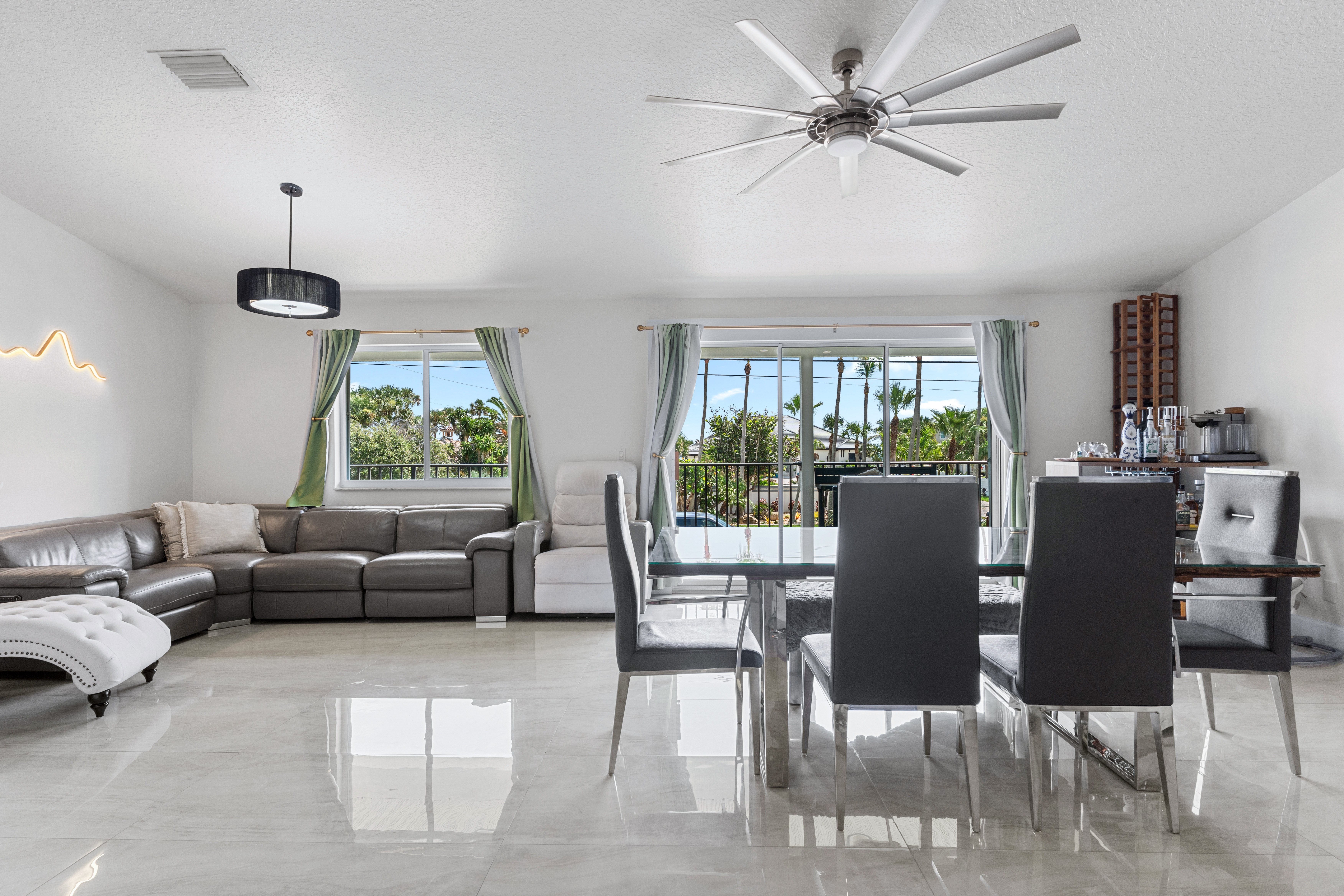  1883 Cato Court, Unit #B-2, Indialantic, FL, 32903 - 物件實景