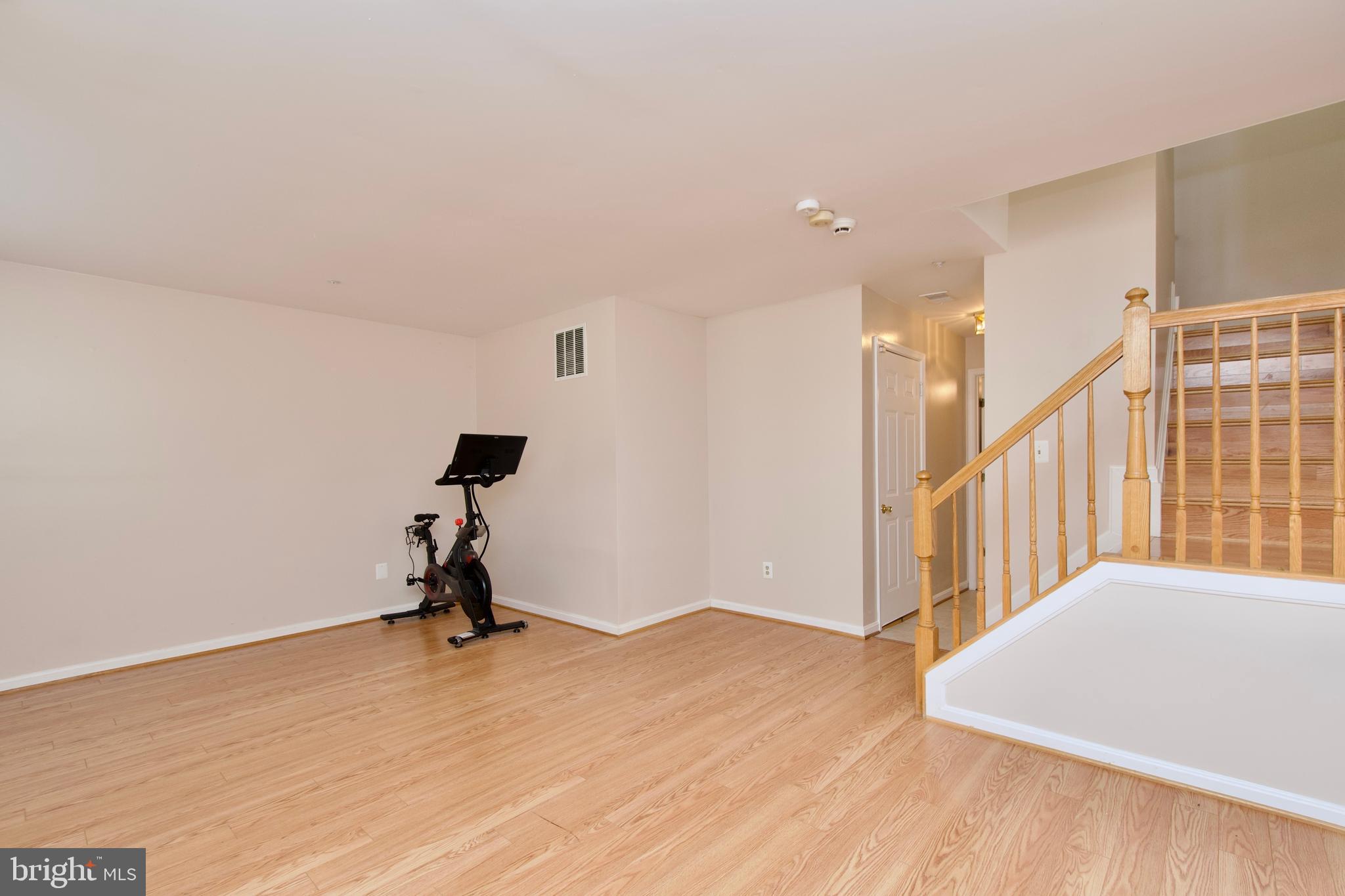 Silver Spring, Maryland, 20902, United States, 3 Bedrooms Bedrooms, ,3 BathroomsBathrooms,Residential,For Sale,1916532