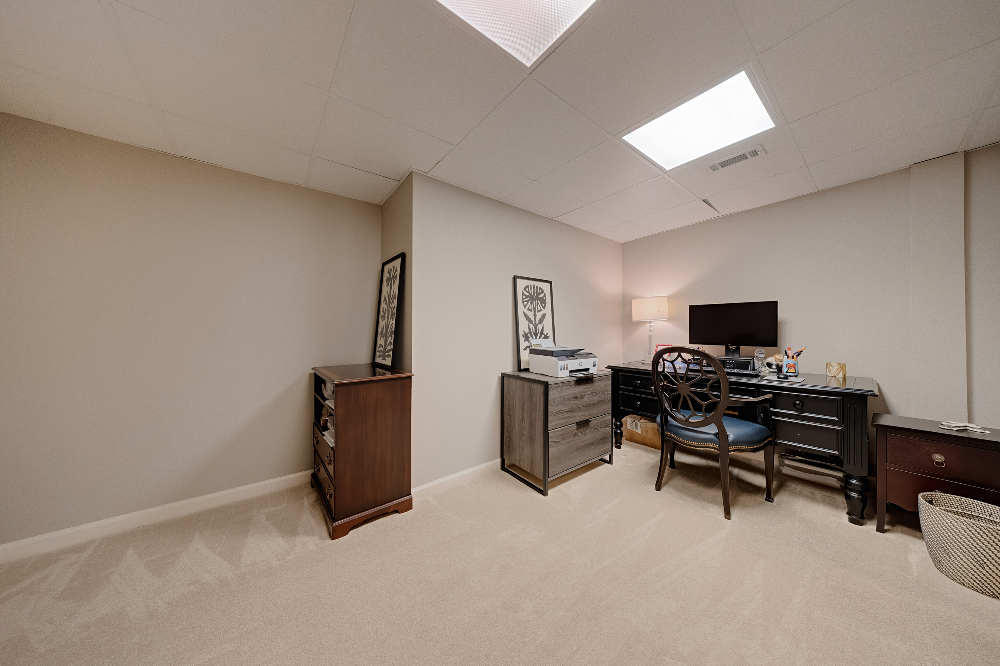 Elegantly Renovated Townhome in Gated Community - 物件實景