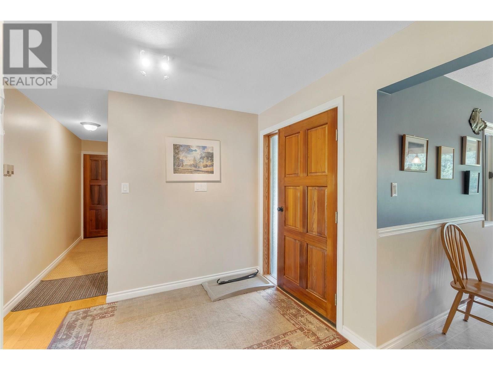 CASTLEGAR, British Columbia, V1N 4S6, CA, 4 Bedrooms Bedrooms, ,3 BathroomsBathrooms,Residential,For Sale,1859816