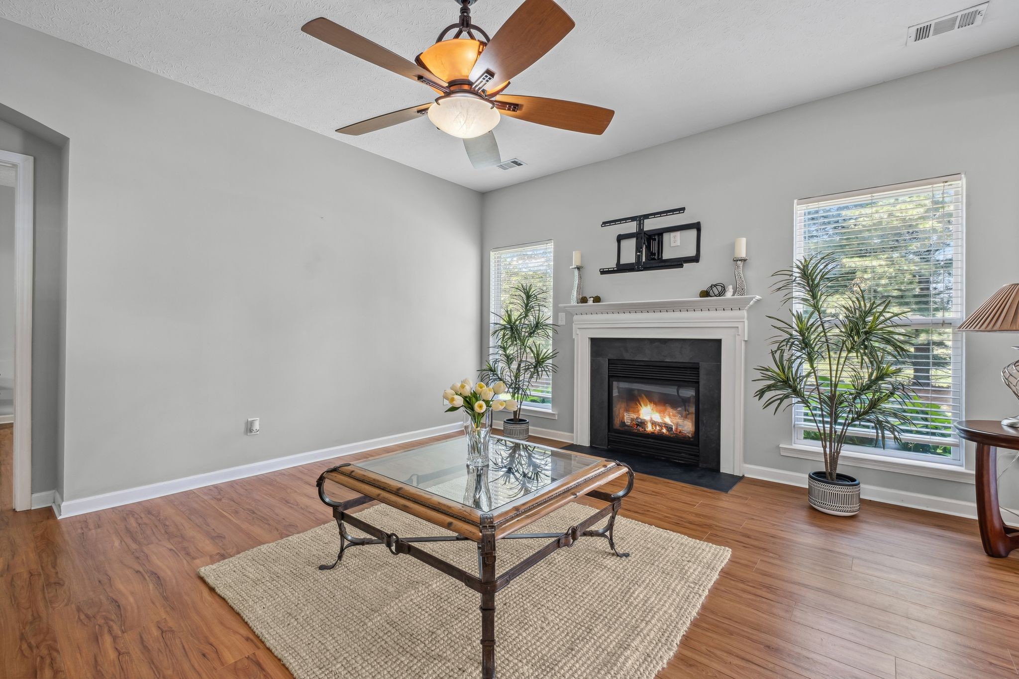 Hendersonville, Tennessee, 37075, United States, 4 Bedrooms Bedrooms, ,3 BathroomsBathrooms,Residential,For Sale,1819324