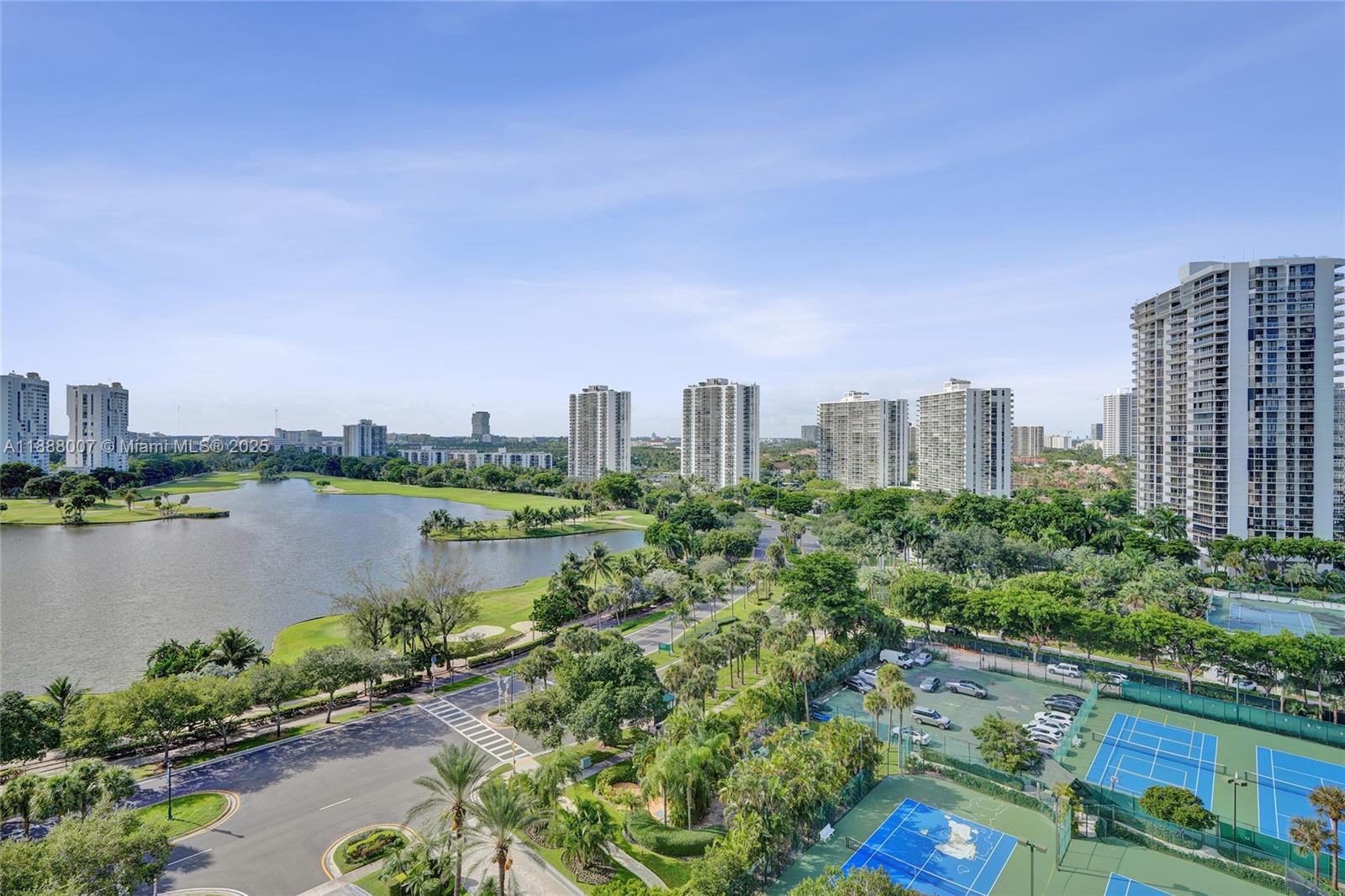 Aventura, Florida, 33180, United States, 2 Bedrooms Bedrooms, ,2 BathroomsBathrooms,Residential,For Sale,1954501