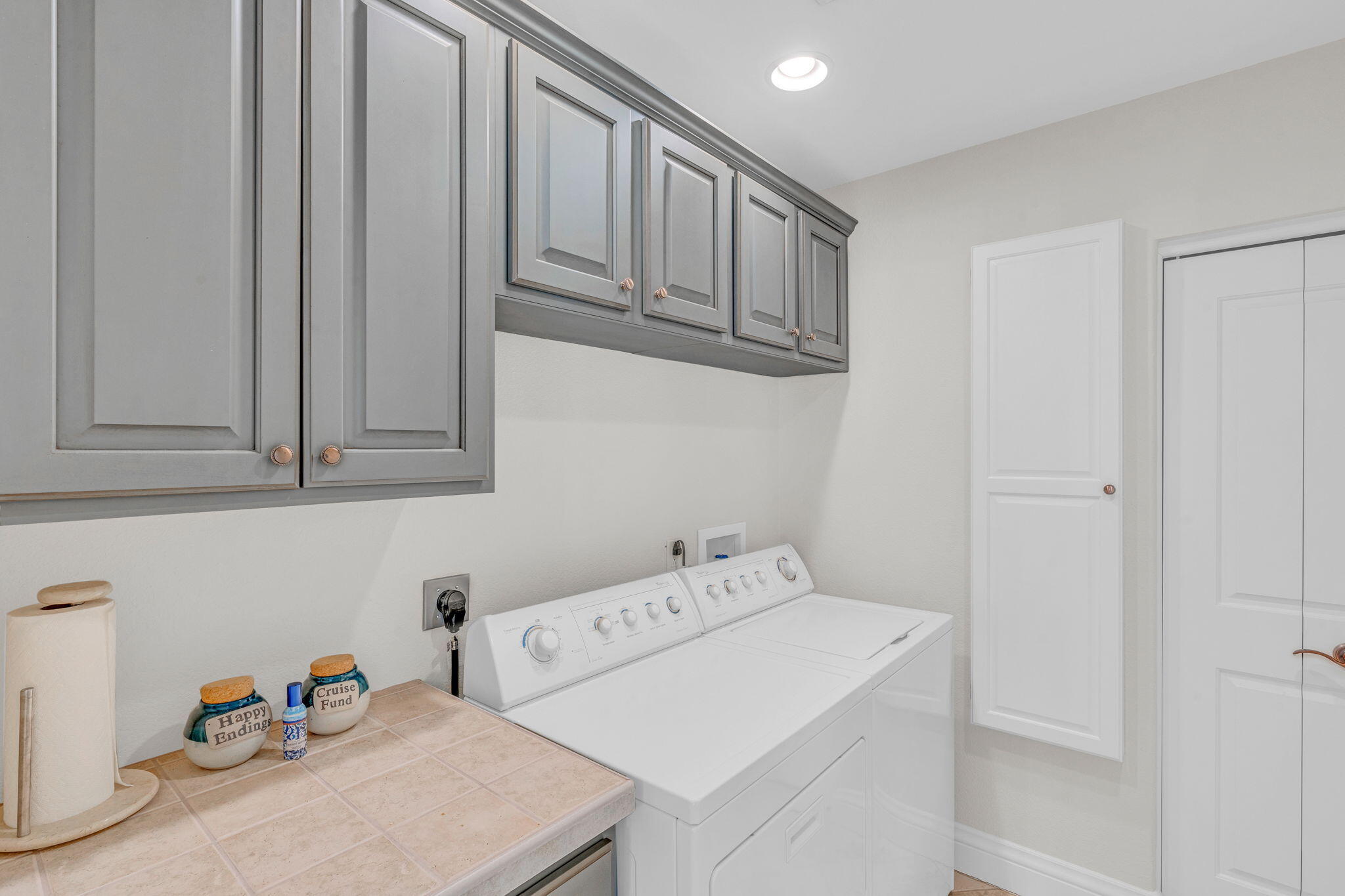 KEY COLONY, Florida, 33051, United States, 4 Bedrooms Bedrooms, ,5 BathroomsBathrooms,Residential,For Sale,1997483