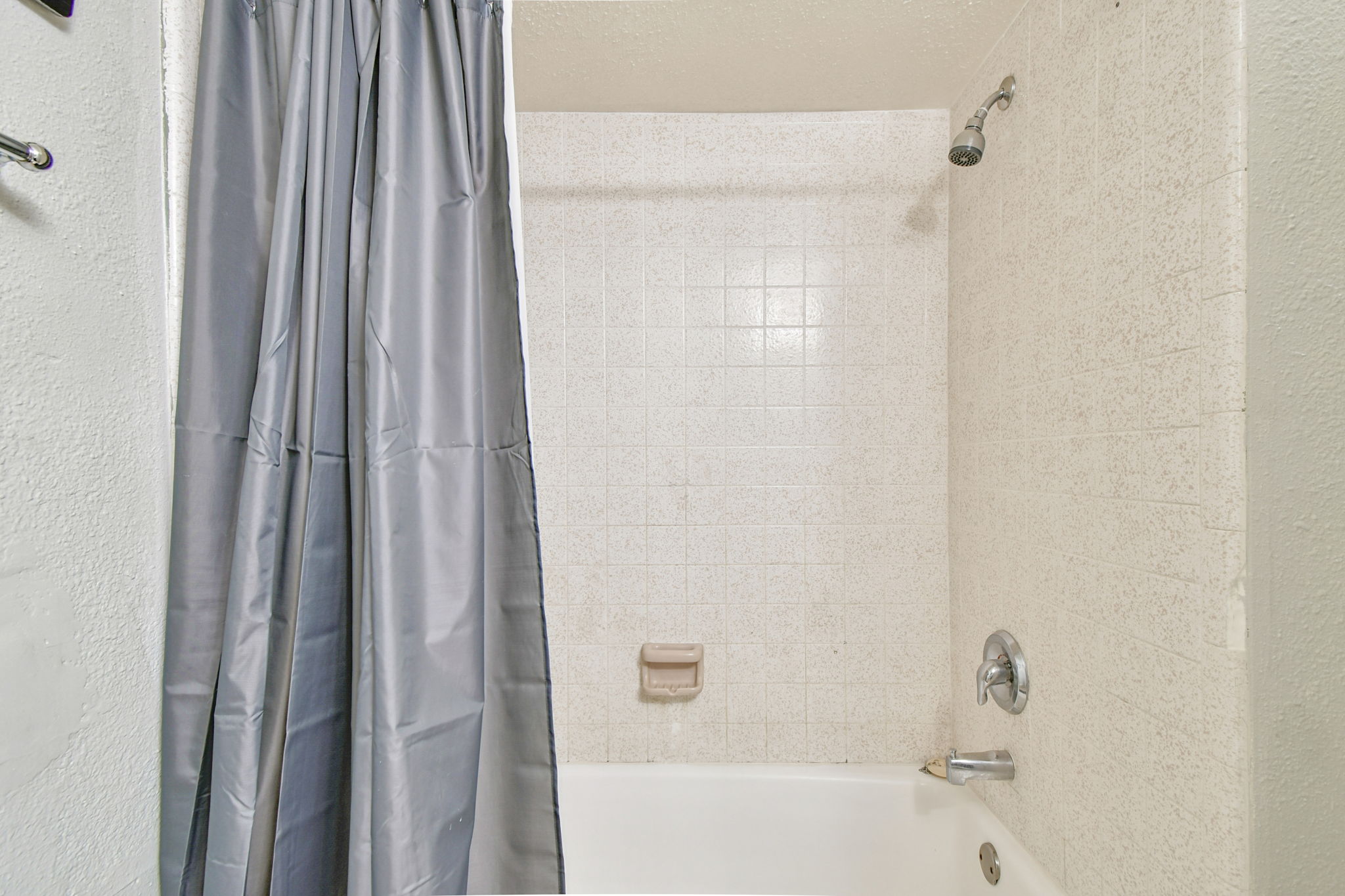 Dunedin, Florida, 34698, United States, 2 Bedrooms Bedrooms, ,1 BathroomBathrooms,Residential,For Sale,1983478