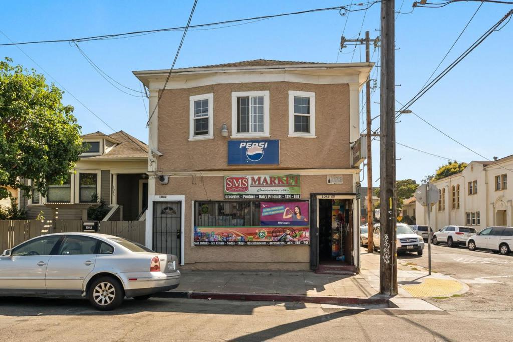 Emeryville, California, 94608, United States, ,Residential,For Sale,1928505
