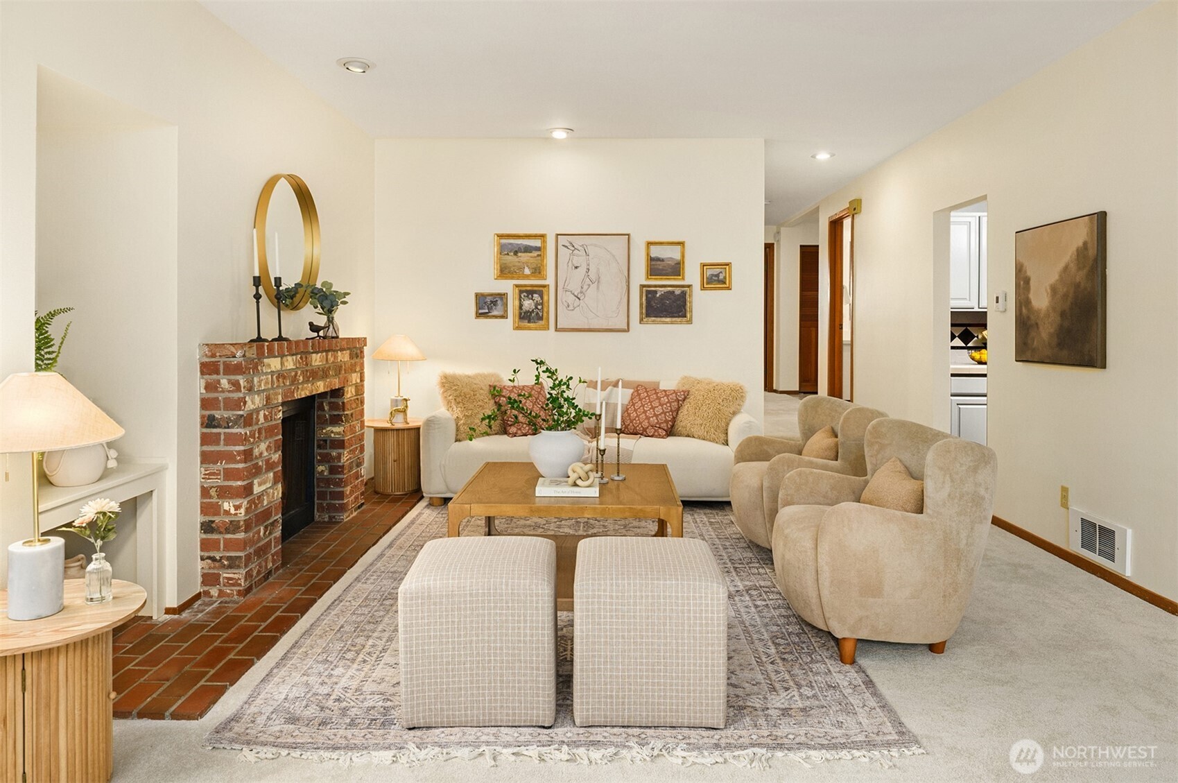 Seattle, Washington, 98109, United States, 2 Bedrooms Bedrooms, ,1 BathroomBathrooms,Residential,For Sale,1903752