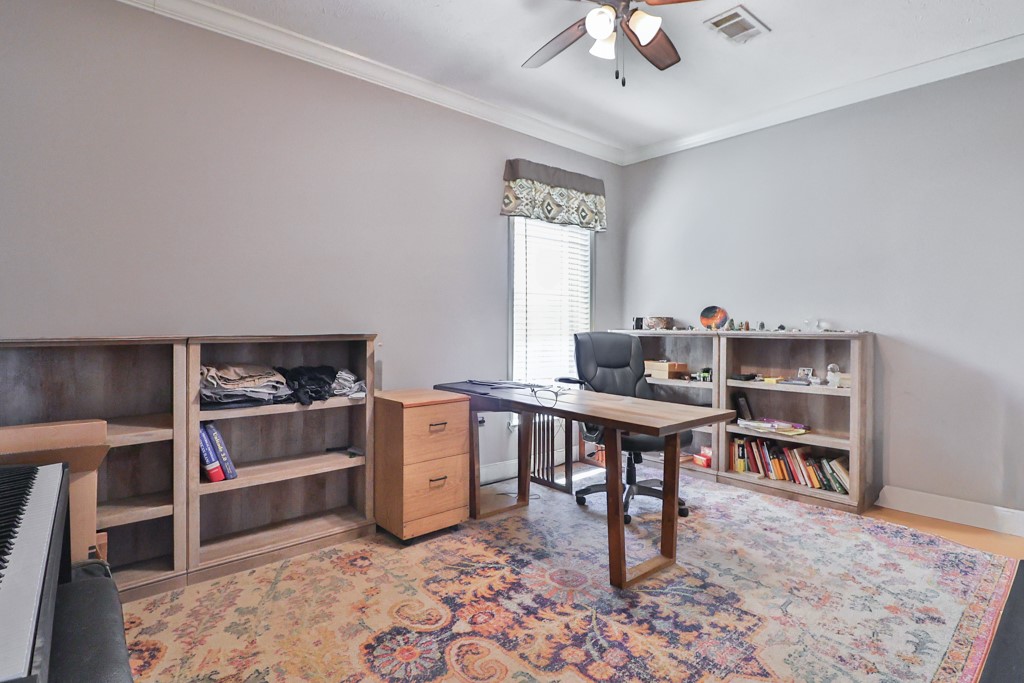 Lexington, Texas, 78947, United States, 4 Bedrooms Bedrooms, ,3 BathroomsBathrooms,Residential,For Sale,2002200