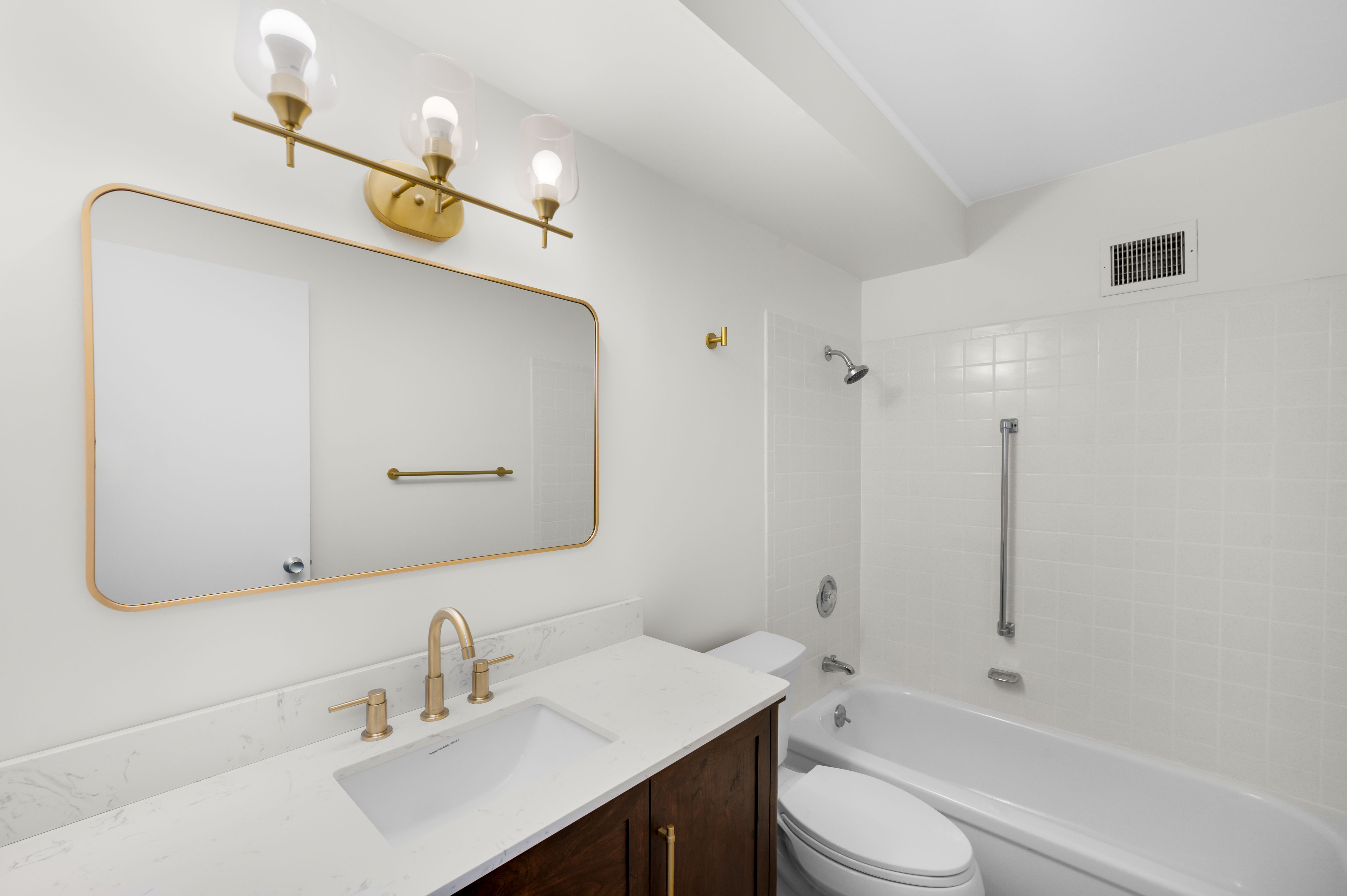  675 S Alton Way, Denver, CO, 80247 - 物件實景