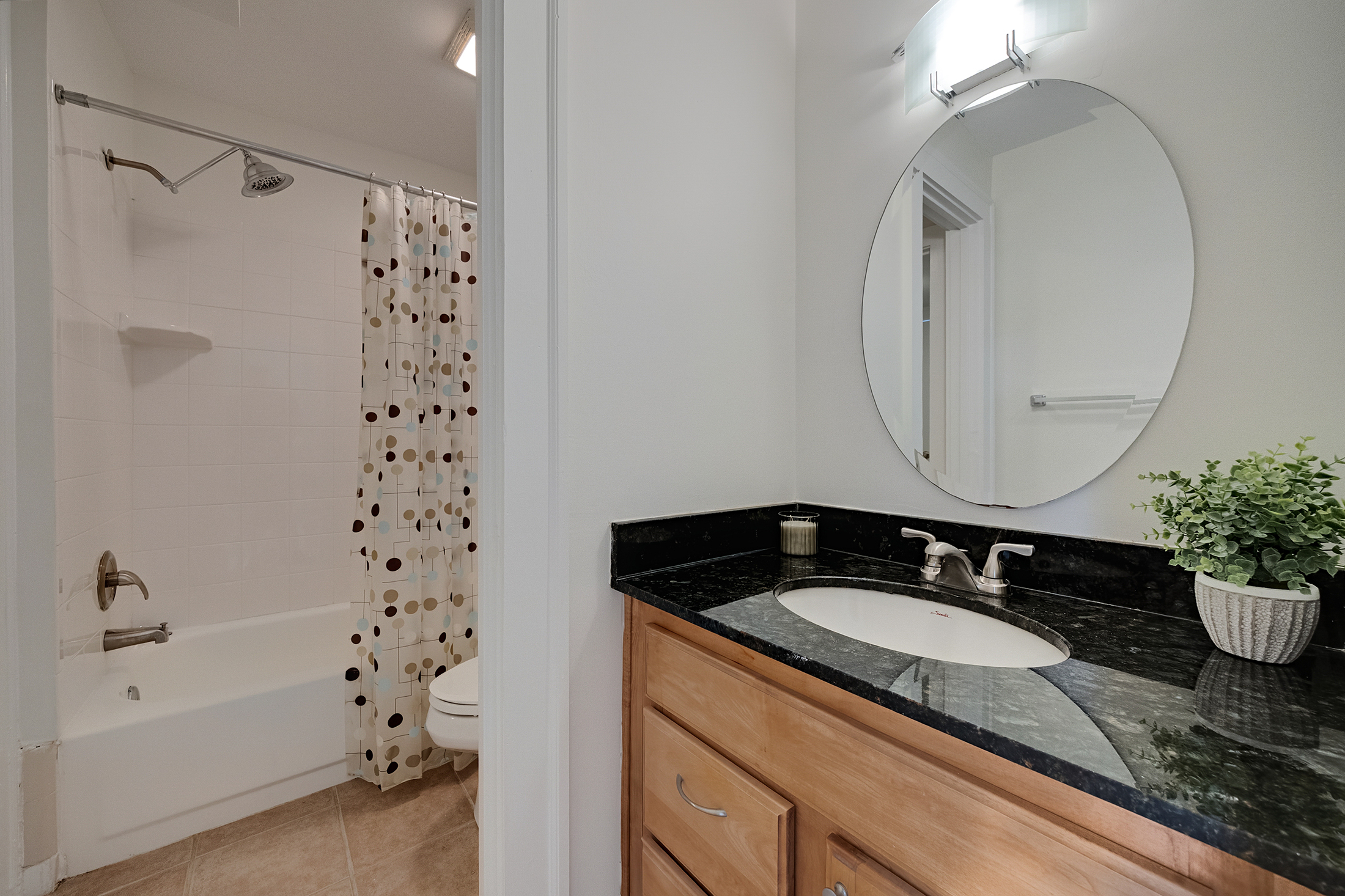  Charming Condo Set in the Iconic Alhambra Building in the Heart of Buckhead - 物件實景