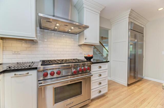 Medinah, Illinois, 60157, United States, 4 Bedrooms Bedrooms, ,4 BathroomsBathrooms,Residential,For Sale,1975518