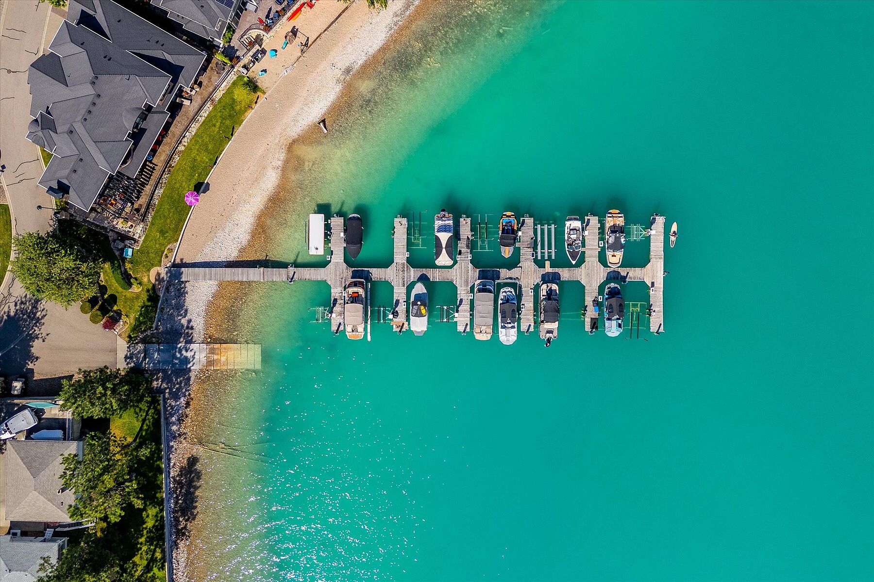  Exclusive Lakefront Community - 物件實景