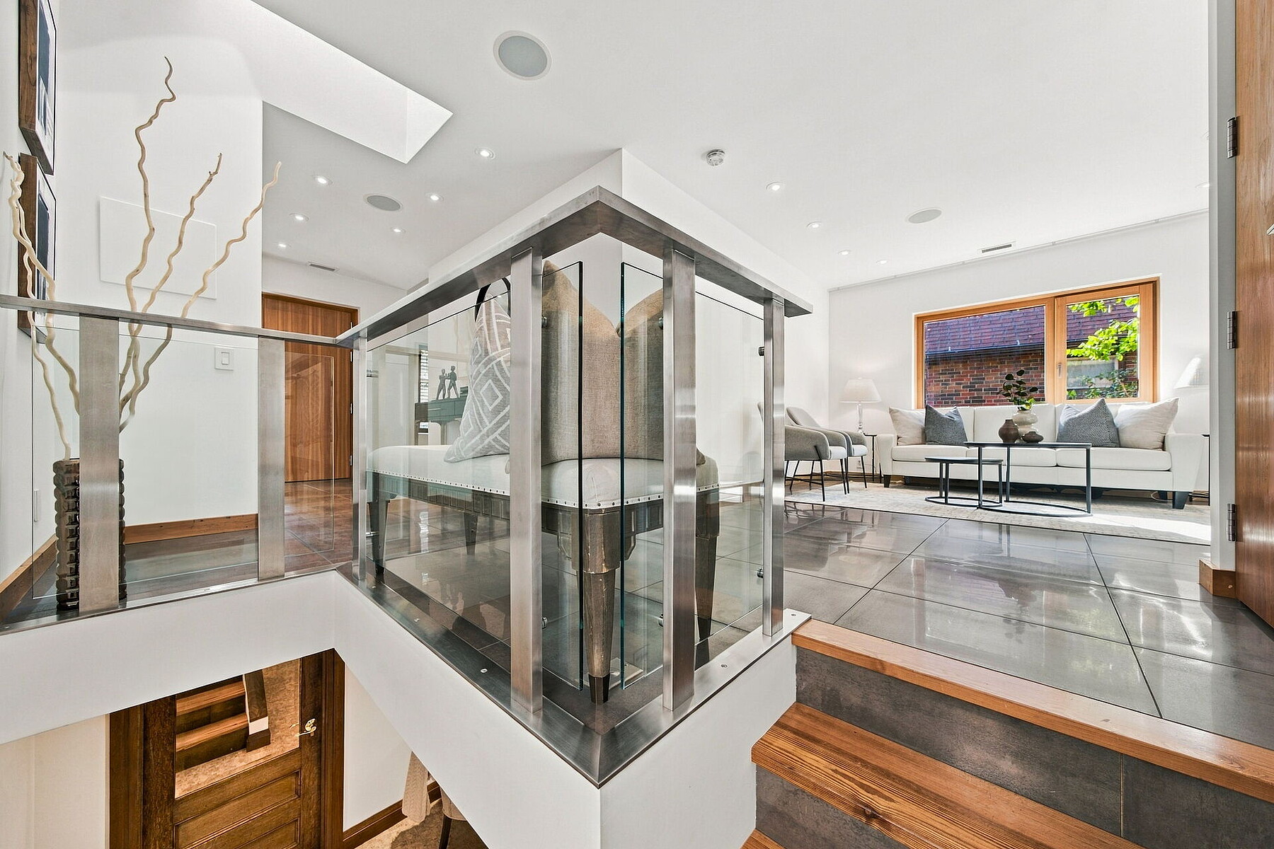  16 Sunnybrook Rd - 物件實景