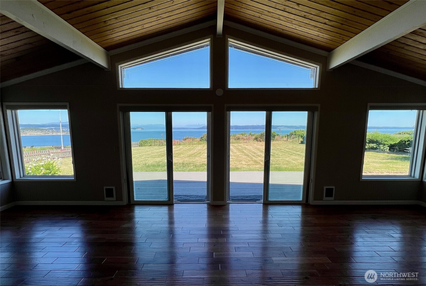 Oak Harbor, Washington, 98277, United States, 3 Bedrooms Bedrooms, ,1 BathroomBathrooms,Residential,For Sale,1851643