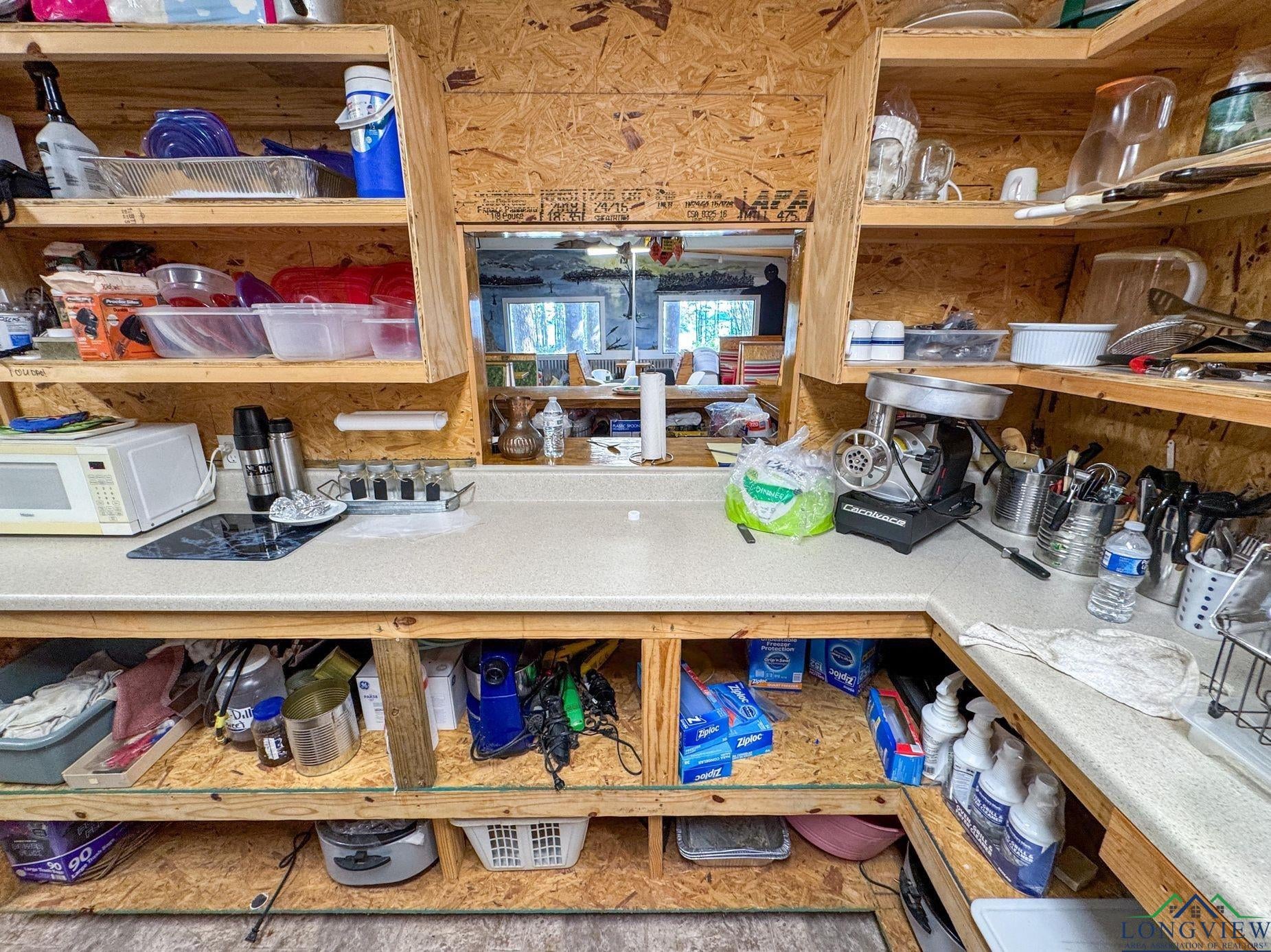 Karnack, Texas, 75661, United States, 3 Bedrooms Bedrooms, ,2 BathroomsBathrooms,Residential,For Sale,1983370