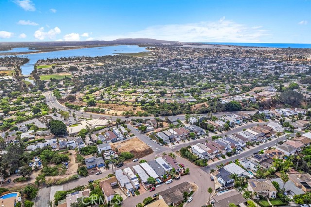 San Diego, California, 92109, United States, 4 Bedrooms Bedrooms, ,3 BathroomsBathrooms,Residential,For Sale,1974655