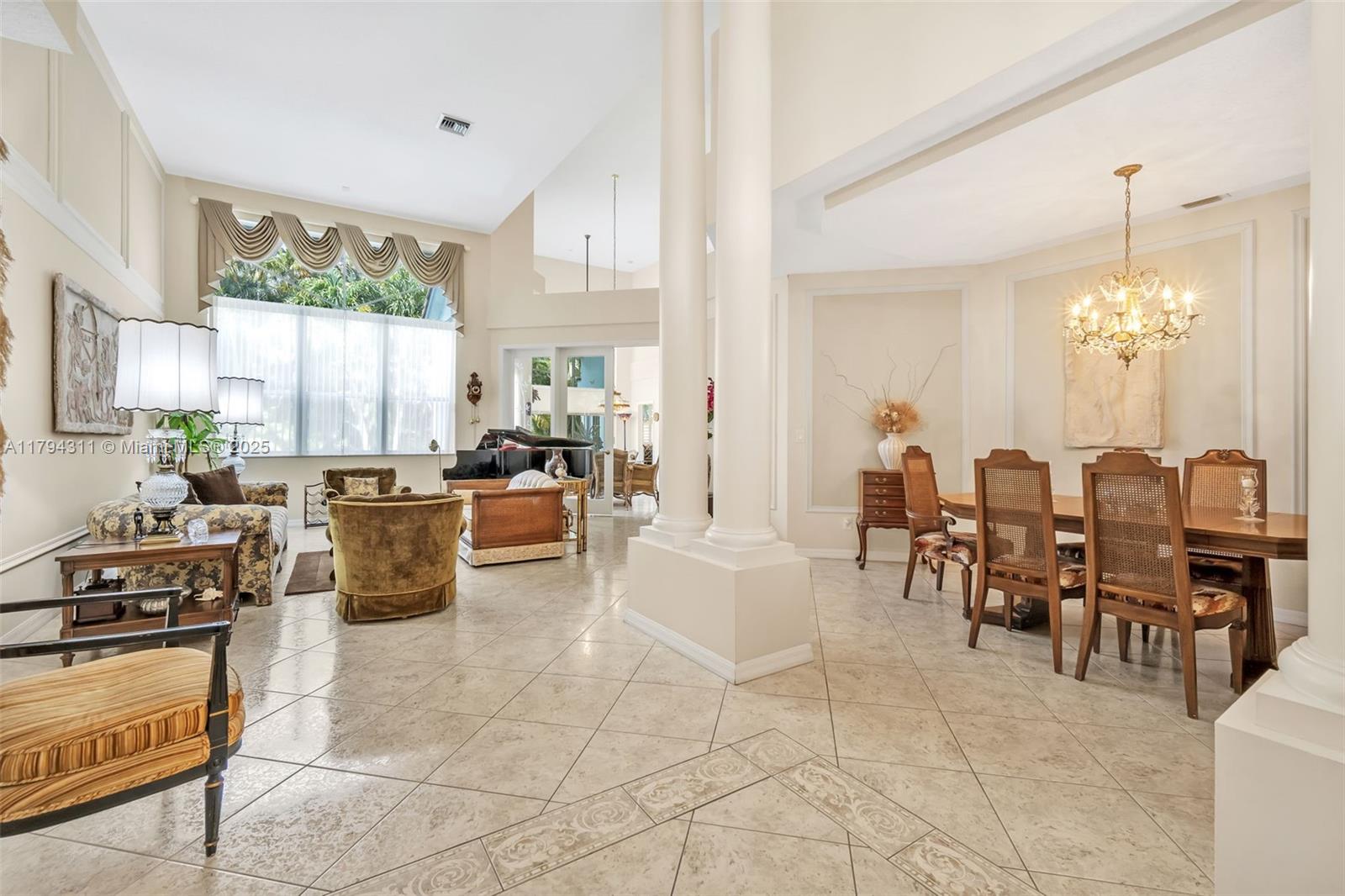 Davie, Florida, 33328, United States, 5 Bedrooms Bedrooms, ,4 BathroomsBathrooms,Residential,For Sale,1793011
