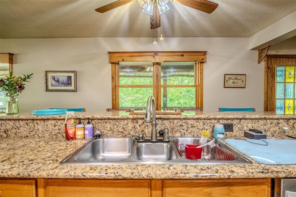 Urbana, Missouri, 65767, United States, 5 Bedrooms Bedrooms, ,4 BathroomsBathrooms,Residential,For Sale,1851017