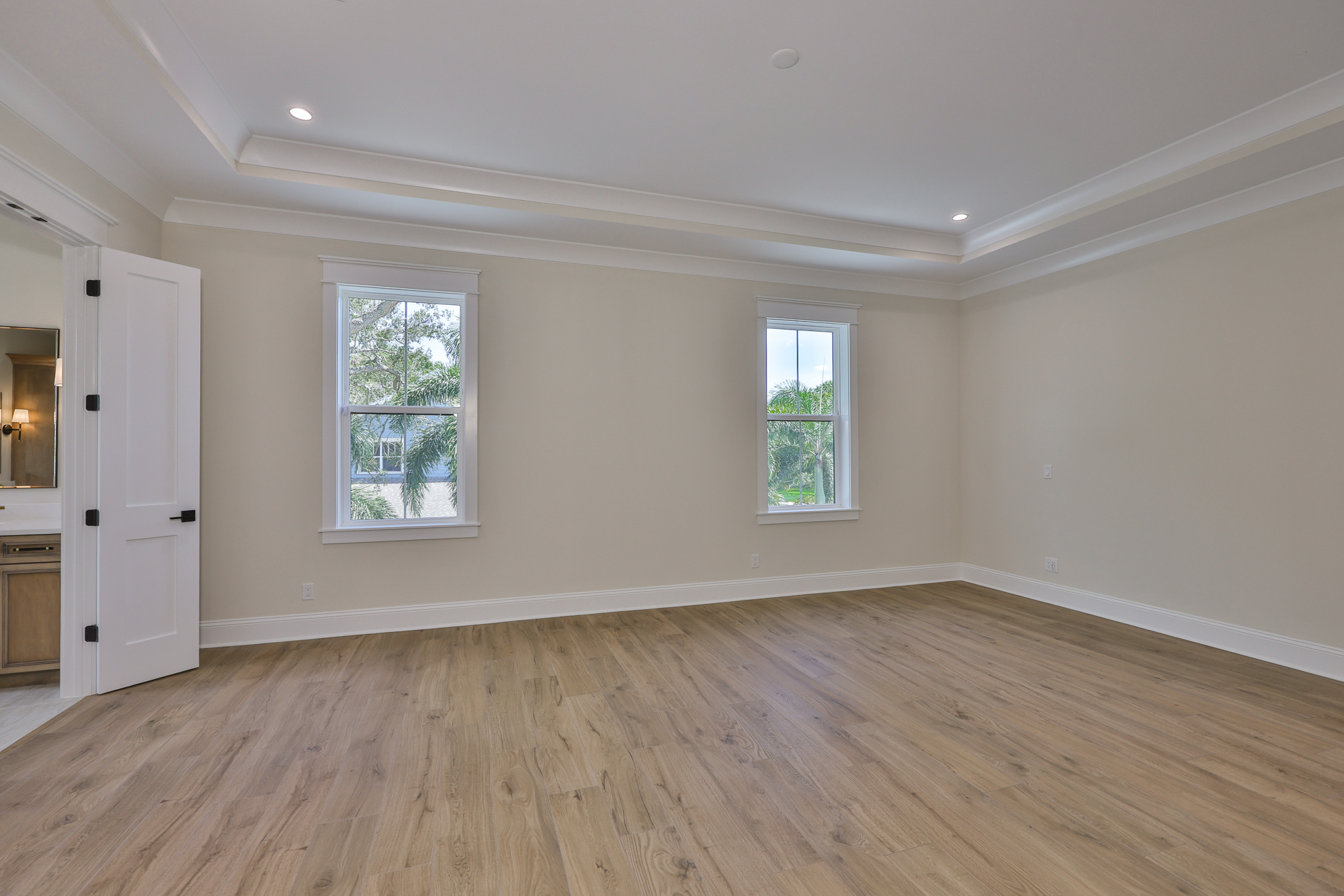 Tampa, Florida, 33629, United States, 5 Bedrooms Bedrooms, ,6 BathroomsBathrooms,Residential,For Sale,1974483