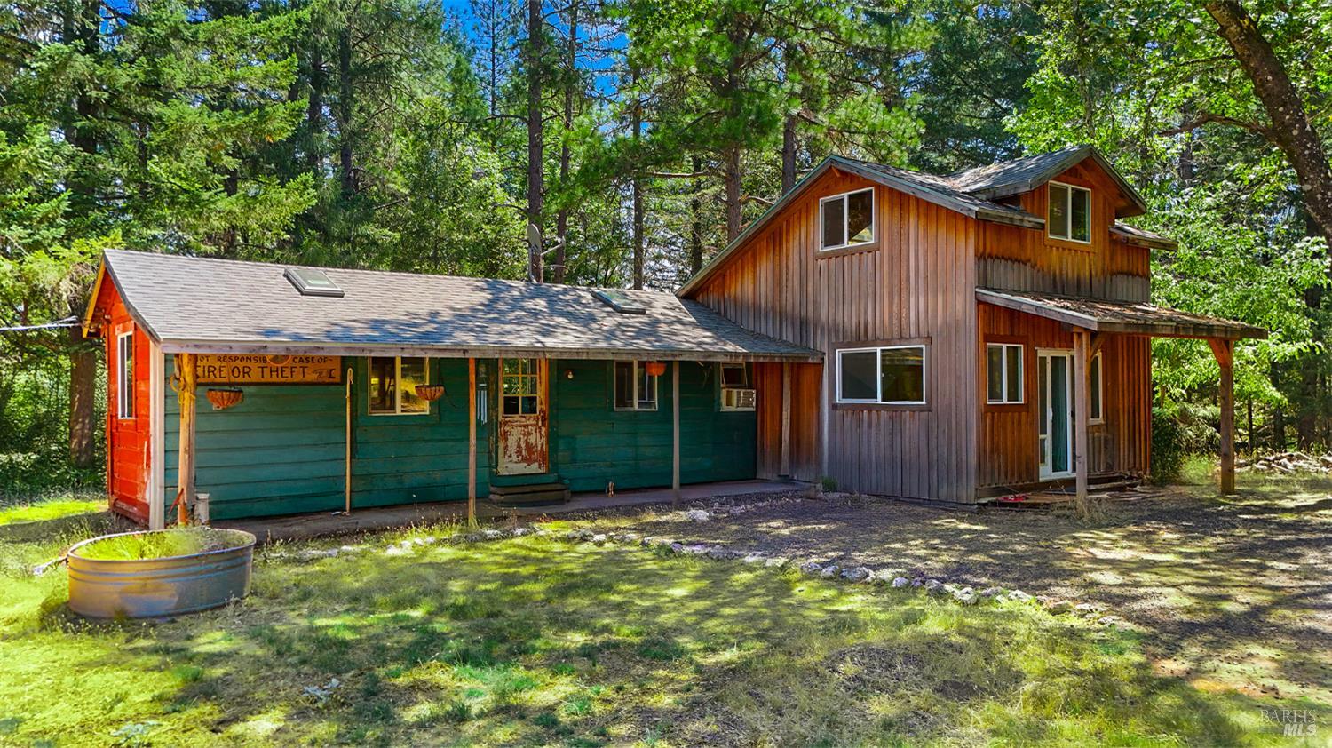 Willits, California, 95490, United States, 8 Bedrooms Bedrooms, ,4 BathroomsBathrooms,Residential,For Sale,1900763