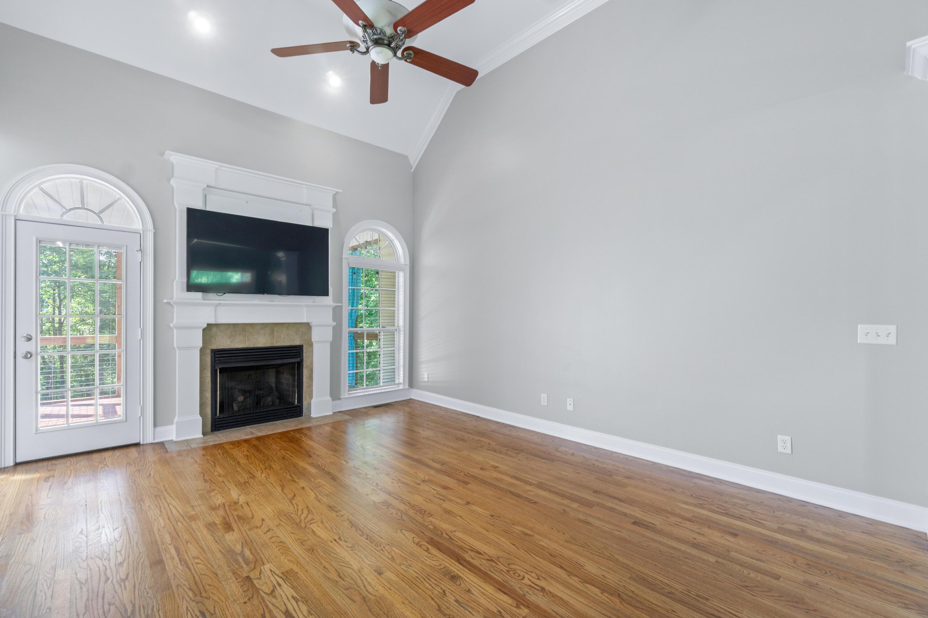LaFayette, Georgia, 30728, United States, 5 Bedrooms Bedrooms, ,3 BathroomsBathrooms,Residential,For Sale,1883031