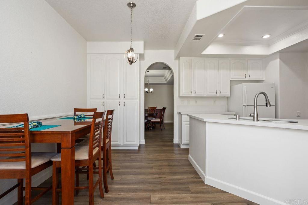 Oceanside, California, 92056, United States, 2 Bedrooms Bedrooms, ,2 BathroomsBathrooms,Residential,For Sale,1942226