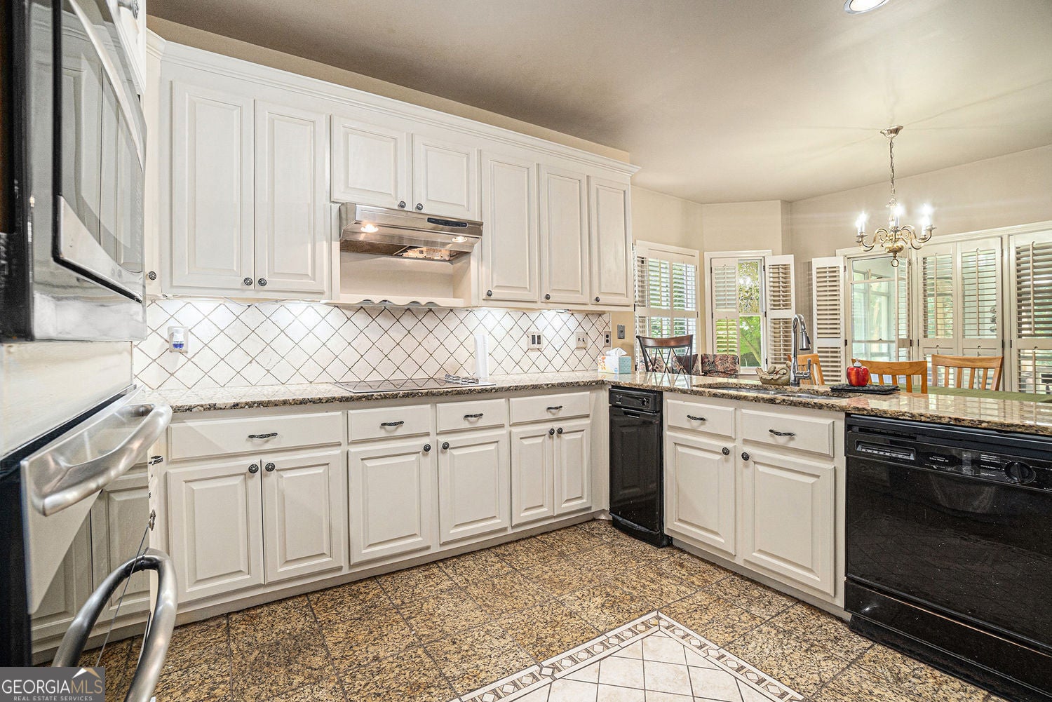 Powder Springs, Georgia, 30127, United States, 5 Bedrooms Bedrooms, ,4 BathroomsBathrooms,Residential,For Sale,1871669